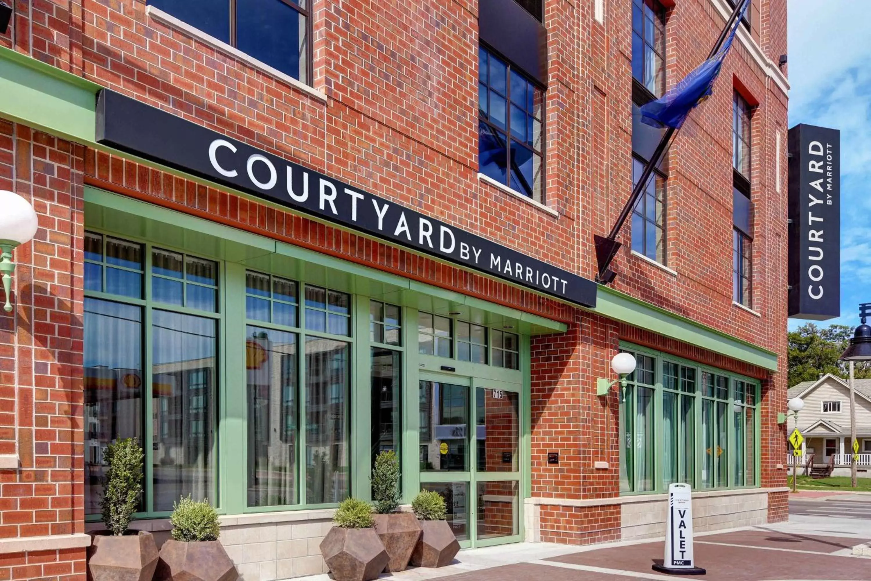 Property building in Courtyard by Marriott Manhattan Aggieville