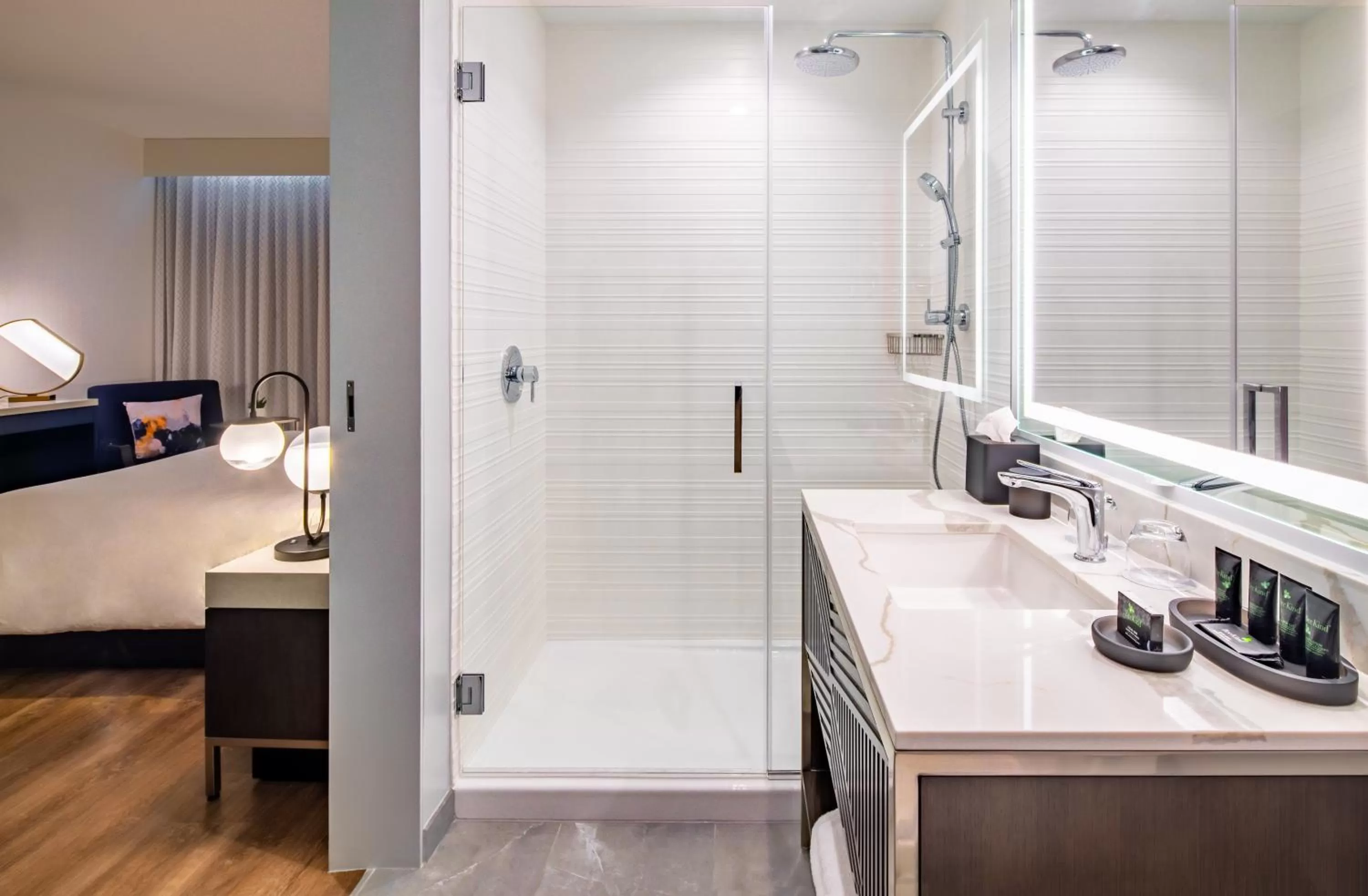 Bathroom, Bed in Hyatt Centric Las Olas Fort Lauderdale