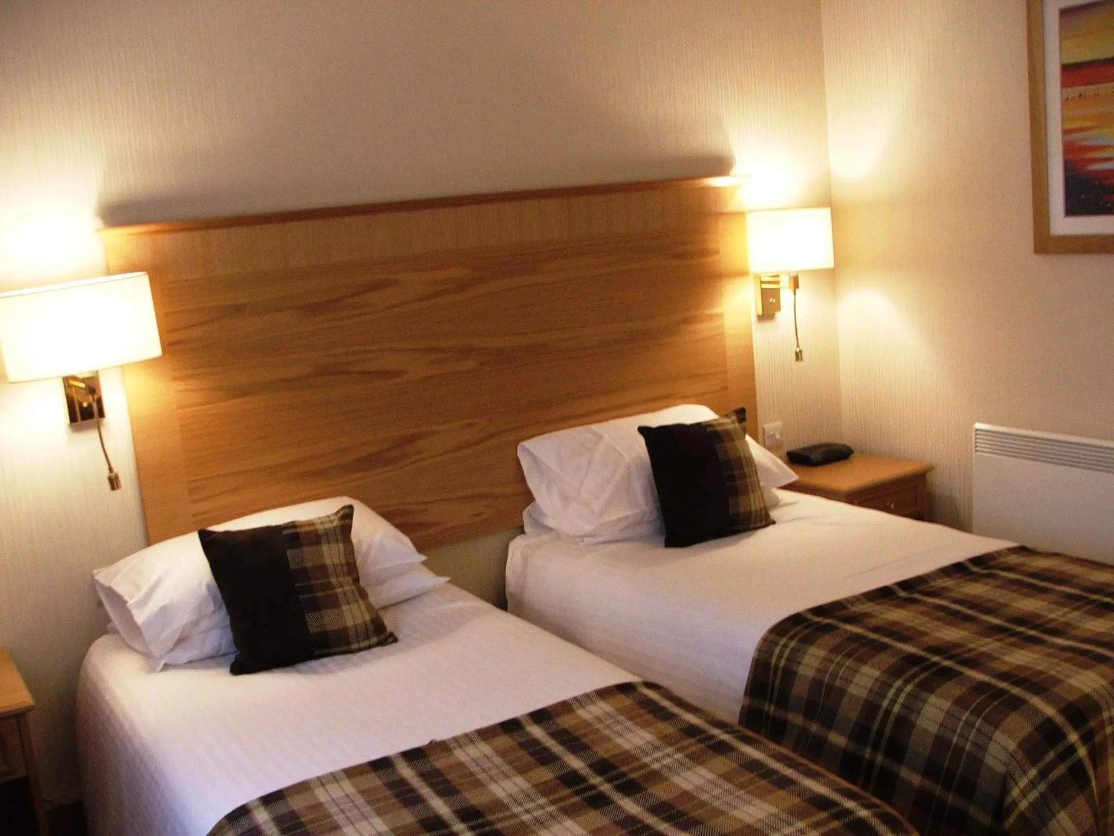 Bed in Atholl Hotel