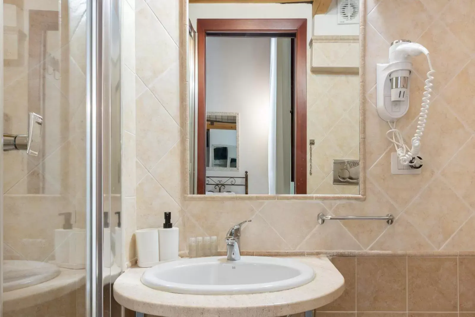 Bathroom in Cagliarifornia