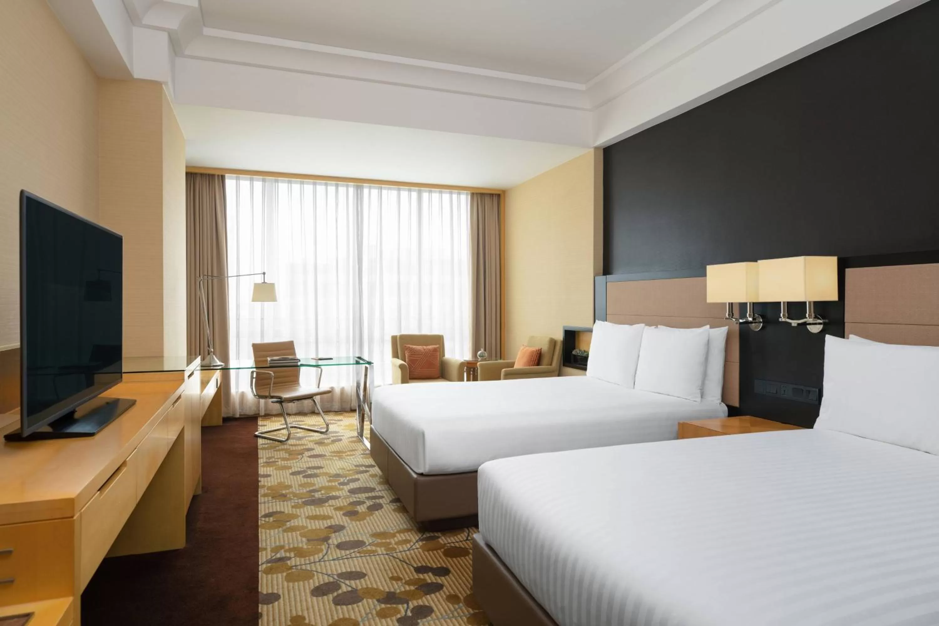 Photo of the whole room, Bed in Courtyard by Marriott Shanghai Central