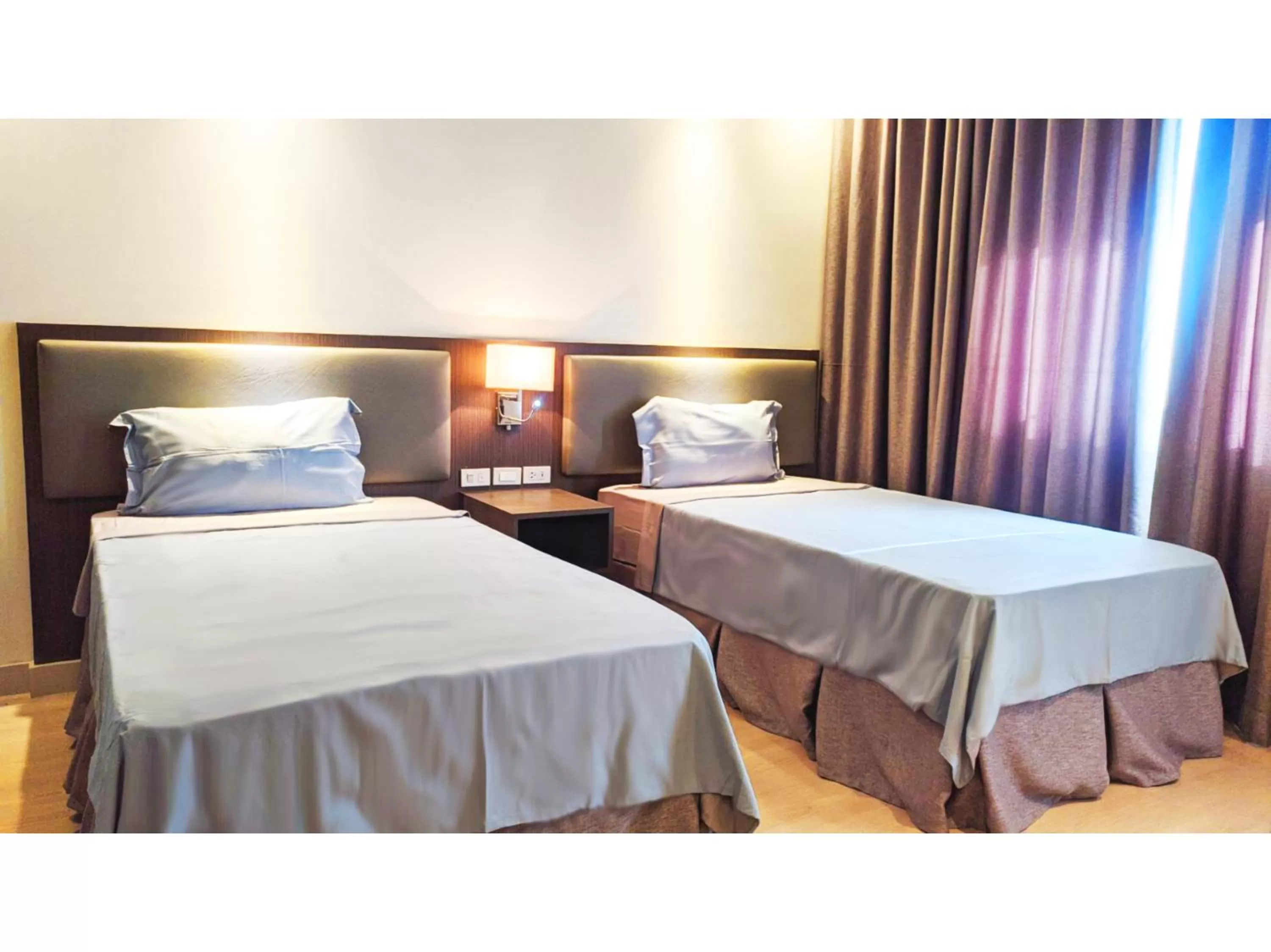 Bedroom, Bed in Capital O 804 The Residences at Bonifacio Civic Center