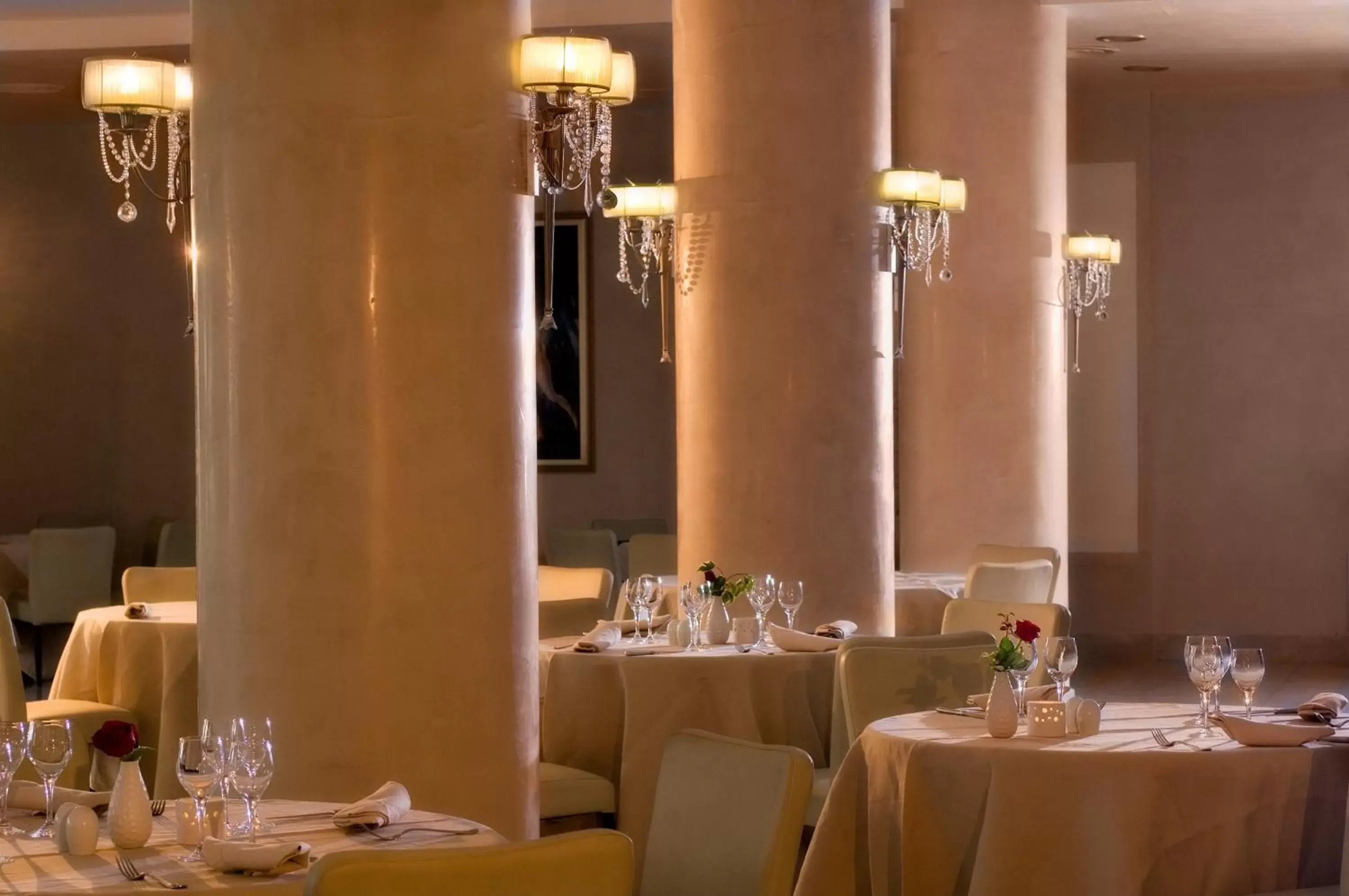 Restaurant/places to eat in Mahara Hotel & Wellness Restaurant/places to eat in Mahara Hotel & Wellness