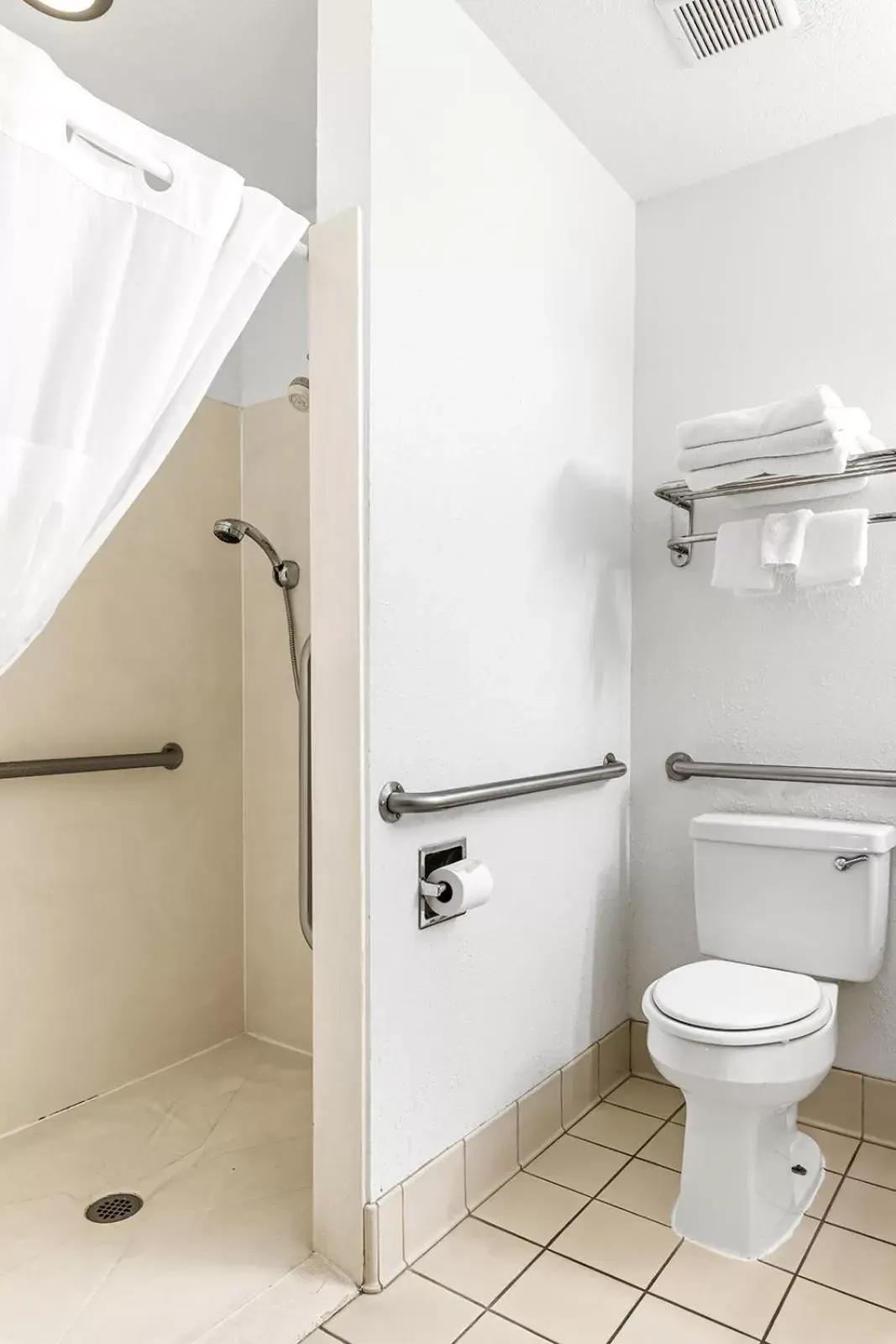 Bathroom in GreenTree Inn Prescott Valley