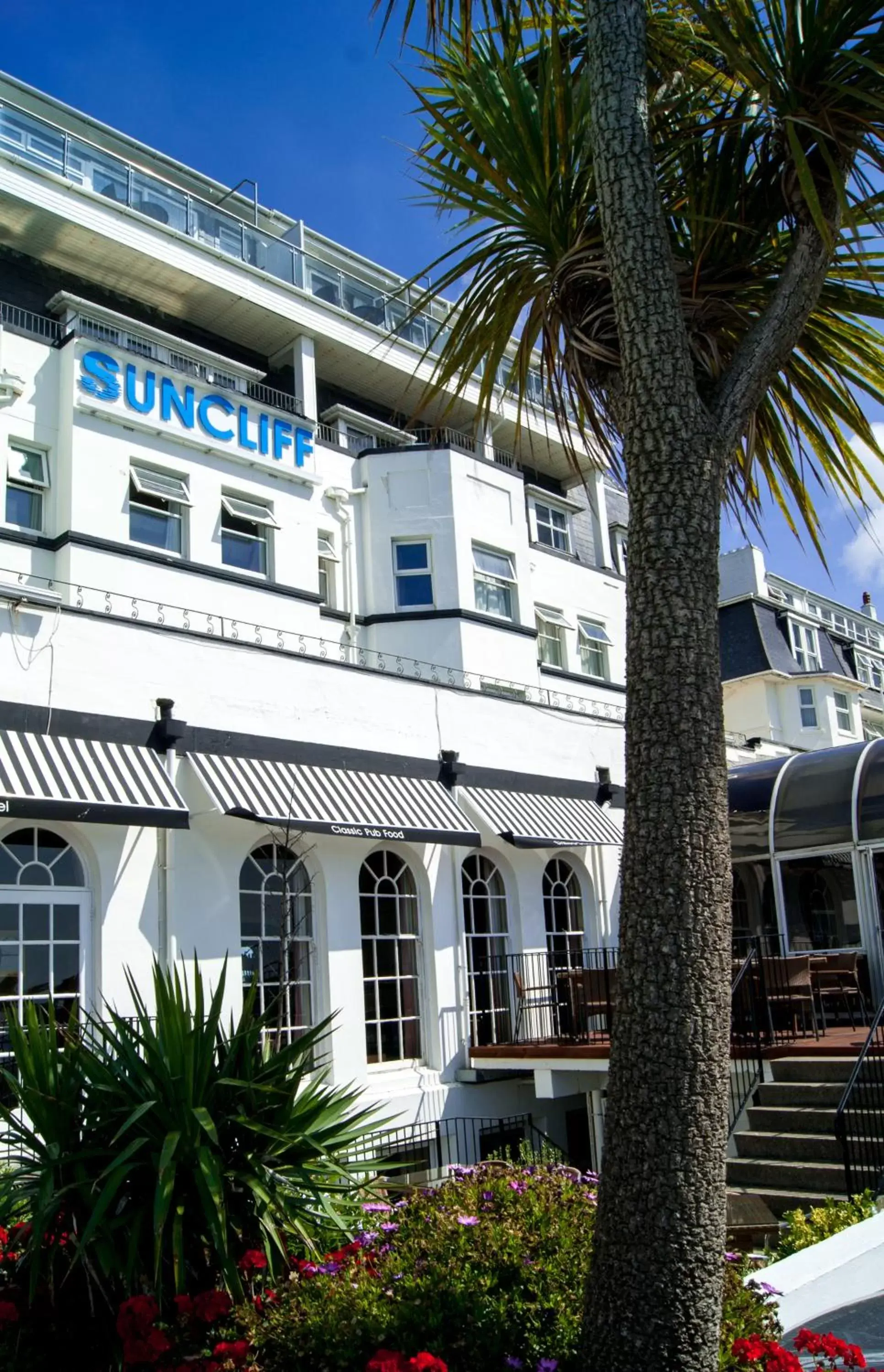 Facade/Entrance in Suncliff Hotel - OCEANA COLLECTION
