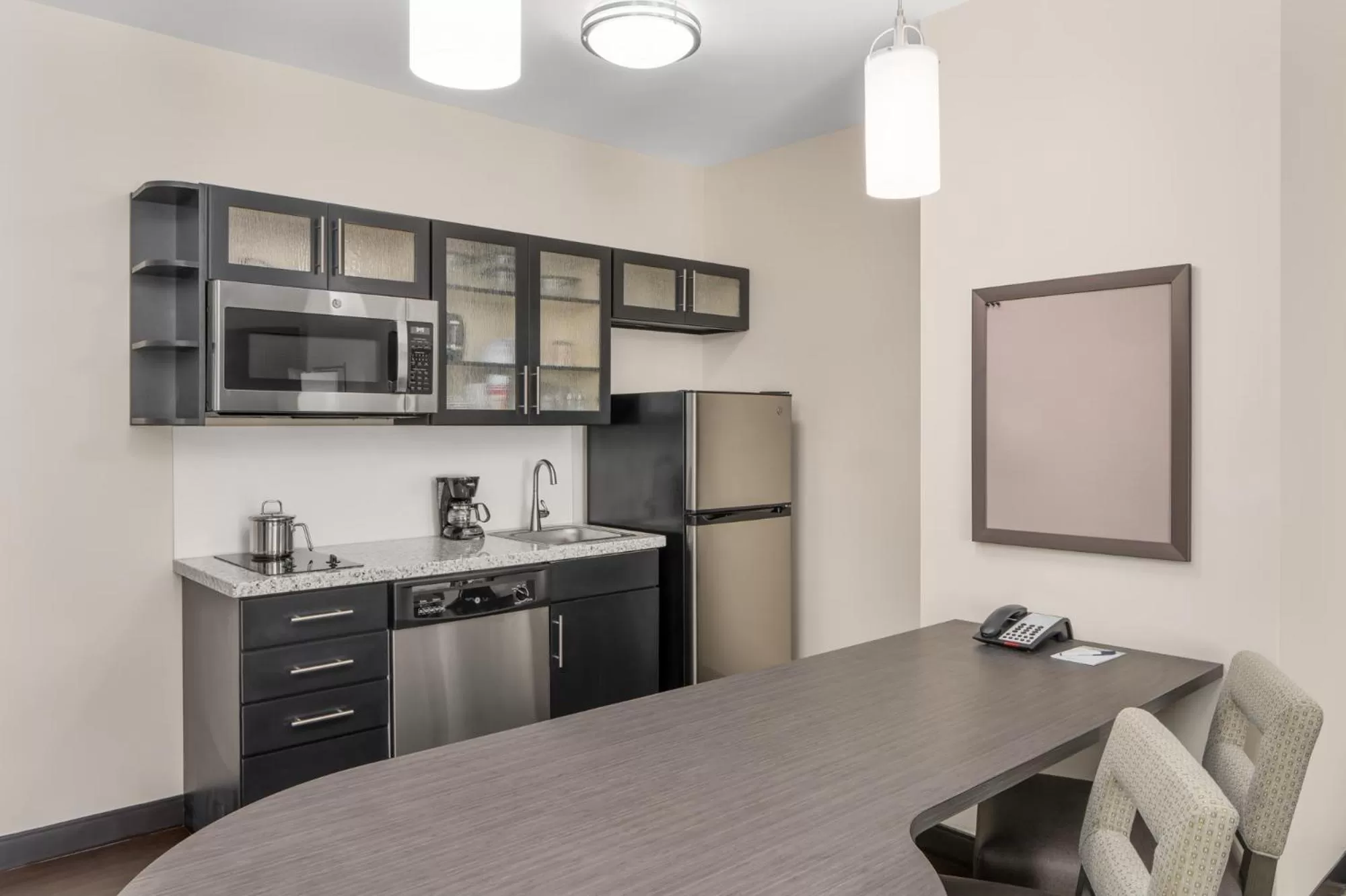 Kitchen or kitchenette in Candlewood Suites - Newnan - Atlanta SW by IHG