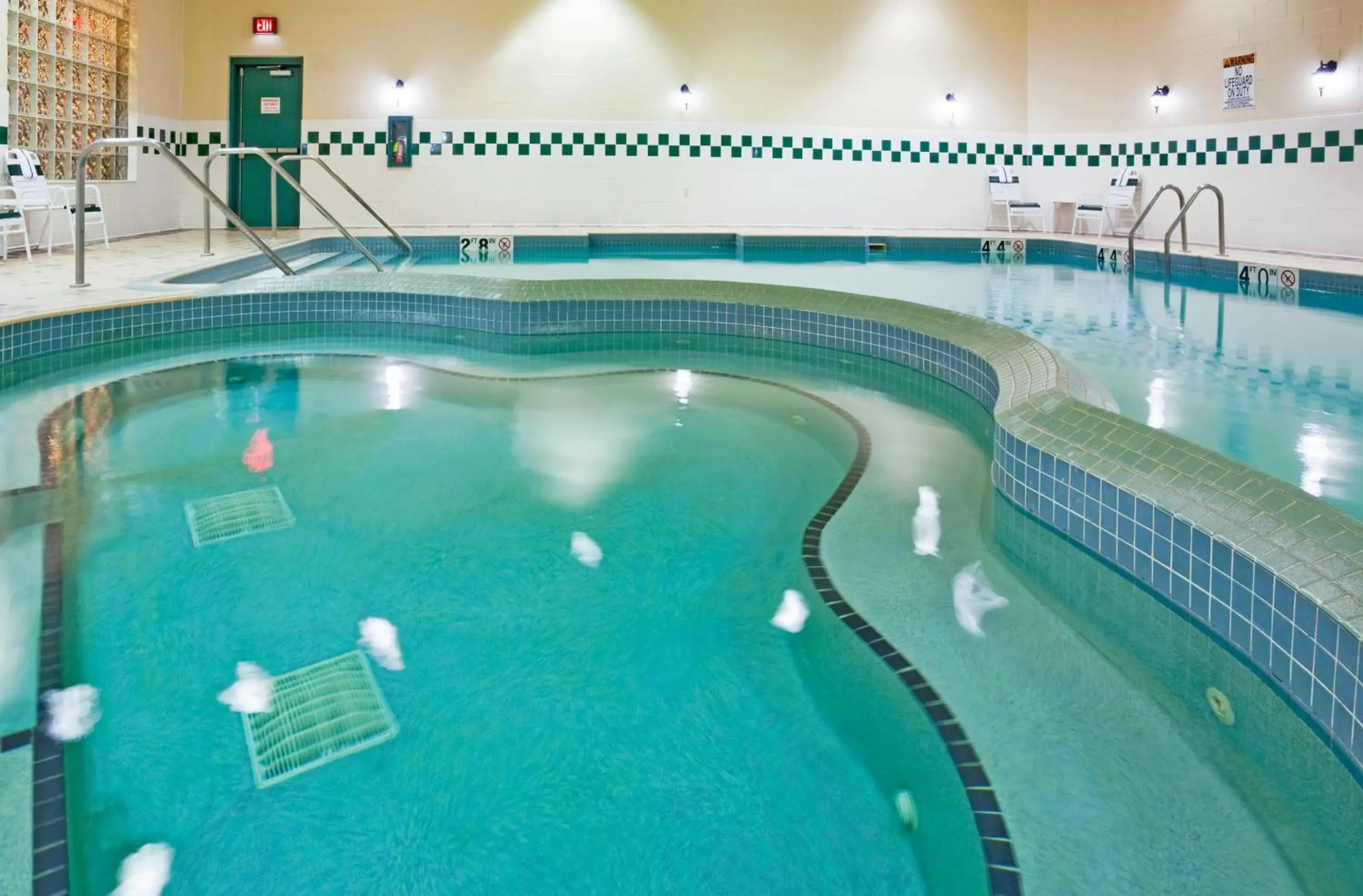 Swimming Pool in Holiday Inn & Suites Downtown La Crosse, an IHG Hotel