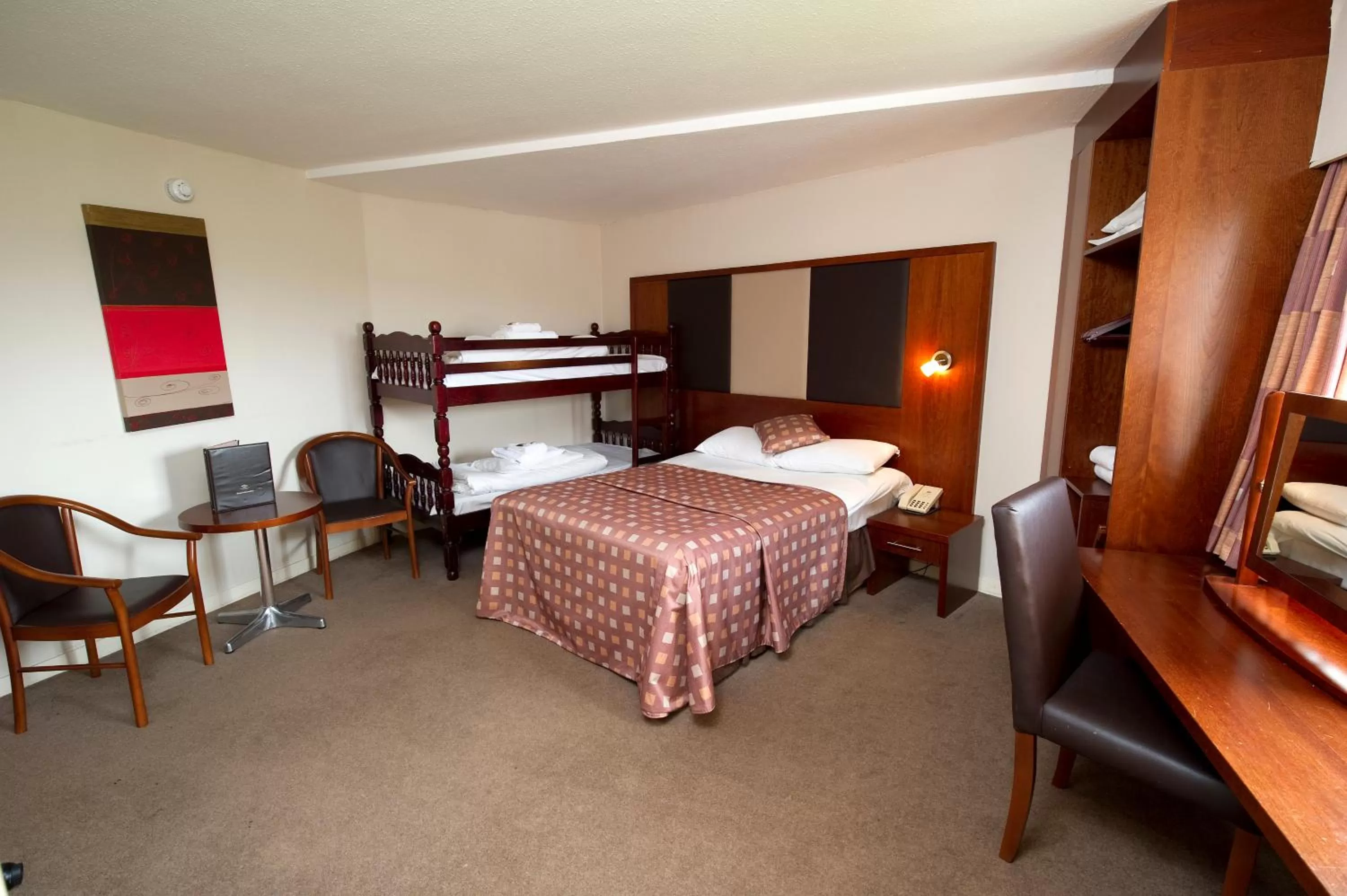 Bed in Normandy Hotel (Near Glasgow Airport)