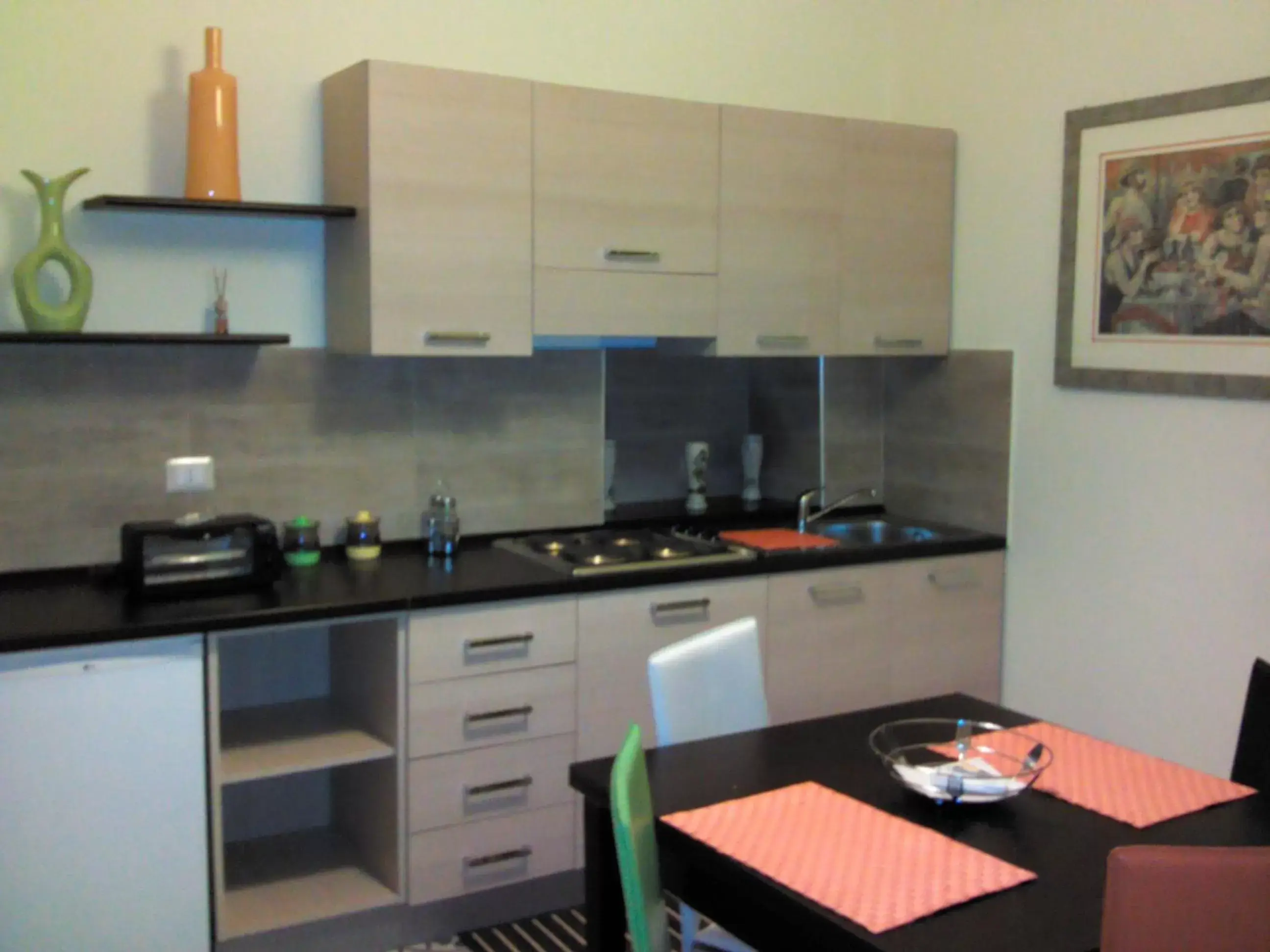 Dining area, Kitchen/Kitchenette in Albergo Diffuso Dimora Rossi