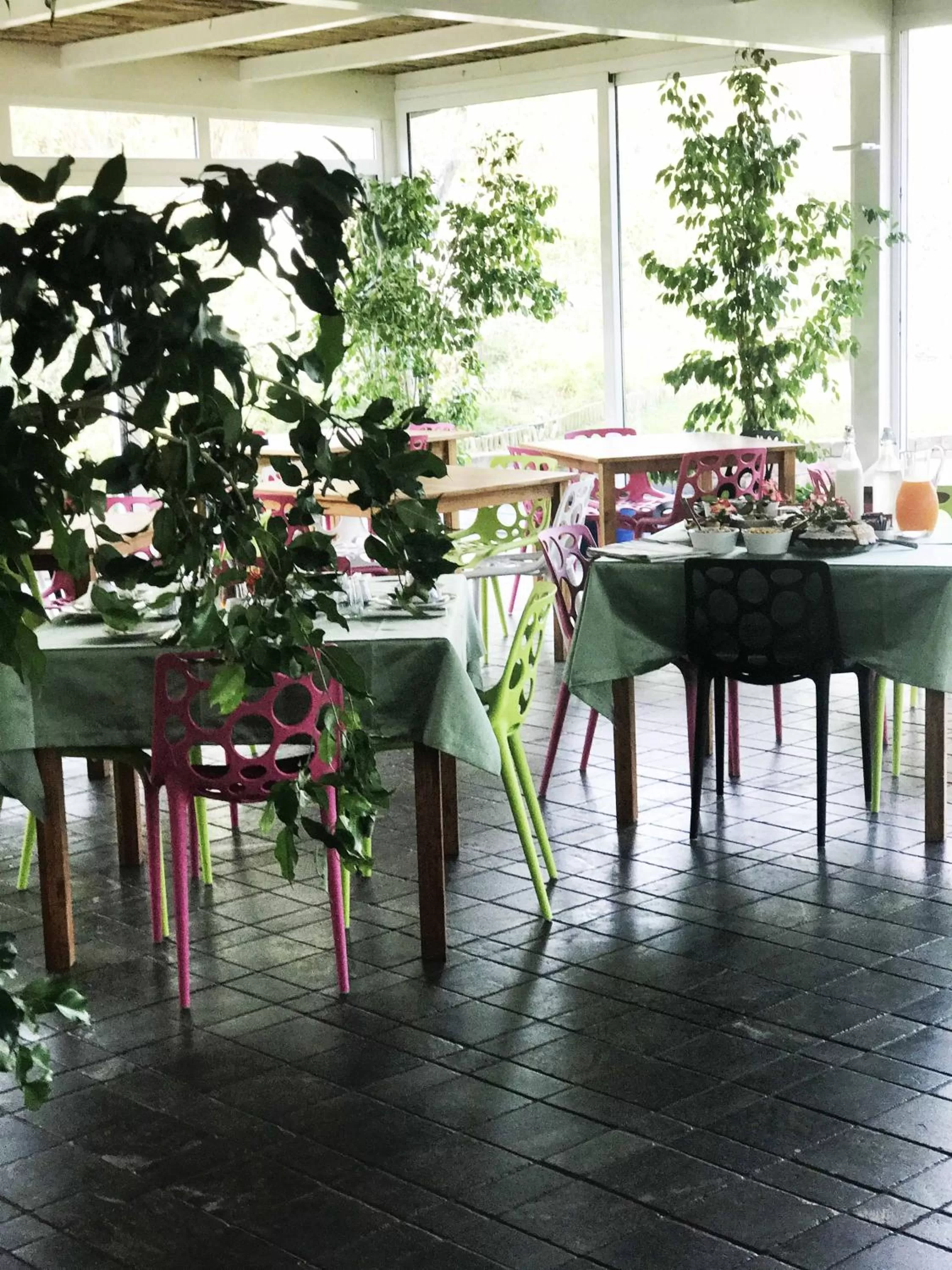 Restaurant/places to eat in Kalos Relais