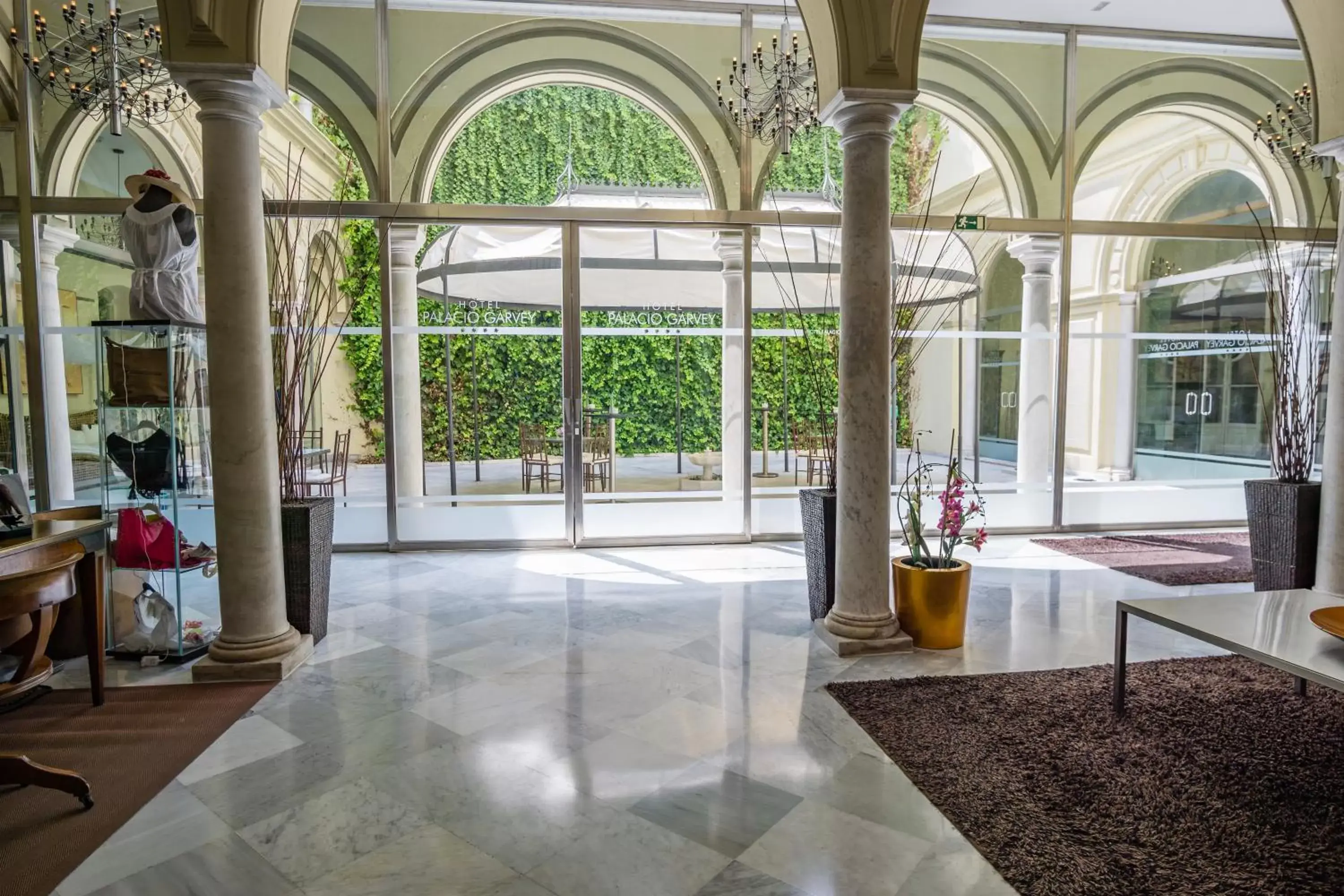 Lobby or reception in Hotel Palacio Garvey