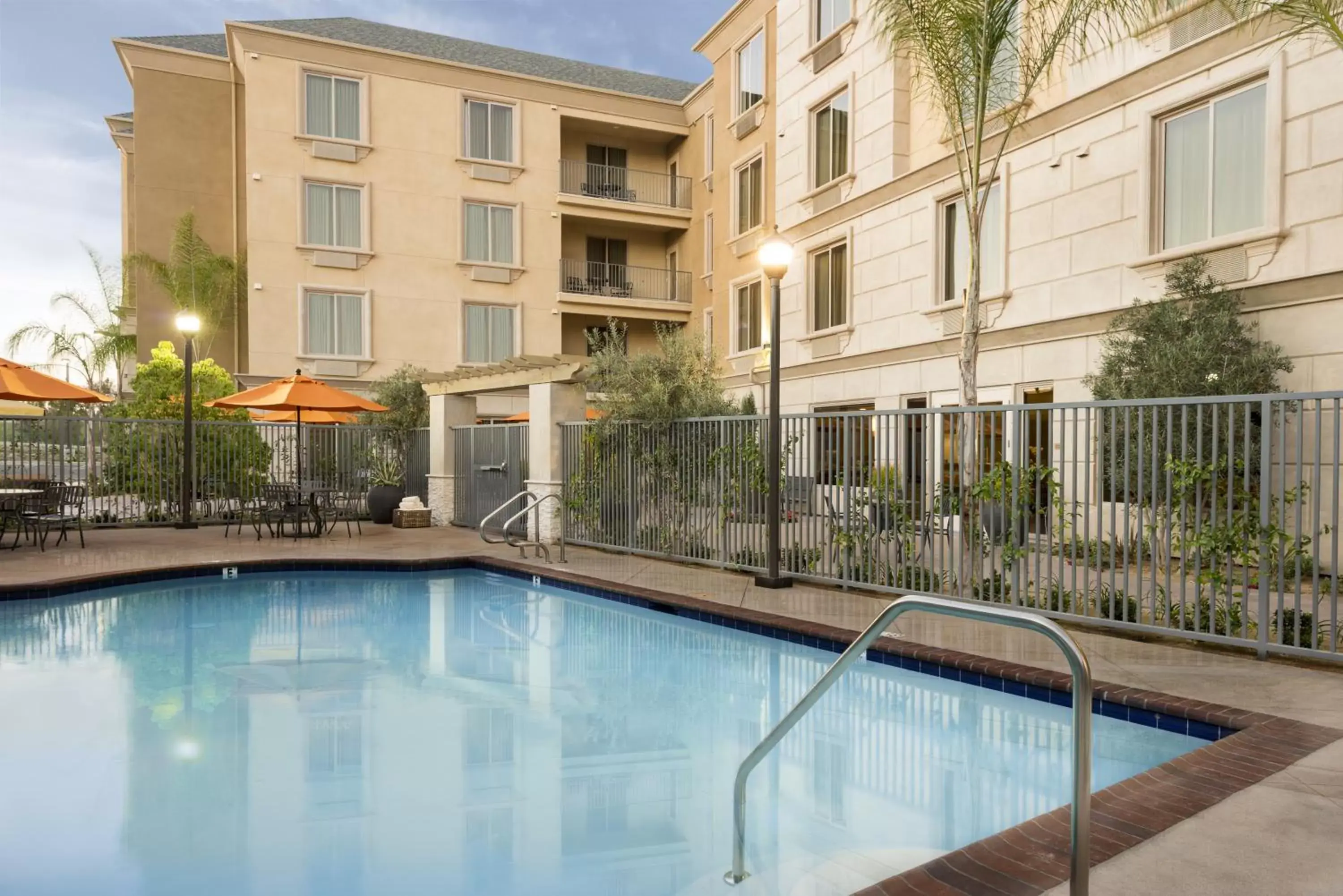 Swimming Pool in Ayres Hotel Orange