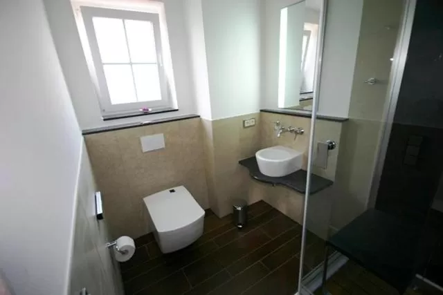 Toilet in Rüter's Hotel & Restaurant