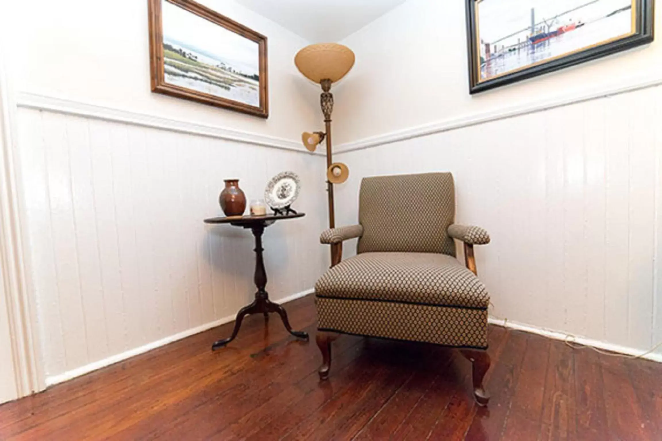 Seating Area in McMillan Inn