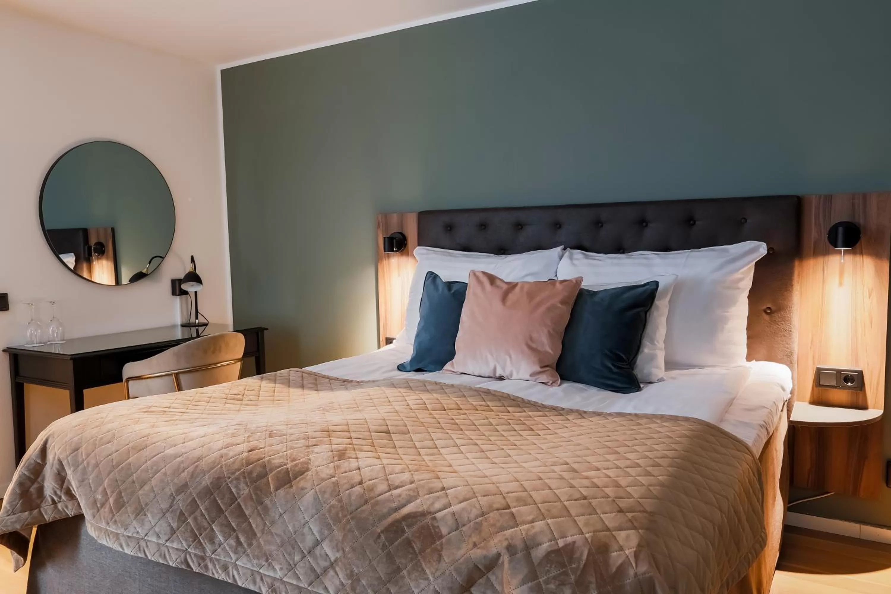 Bed in Home Hotel Cardinal