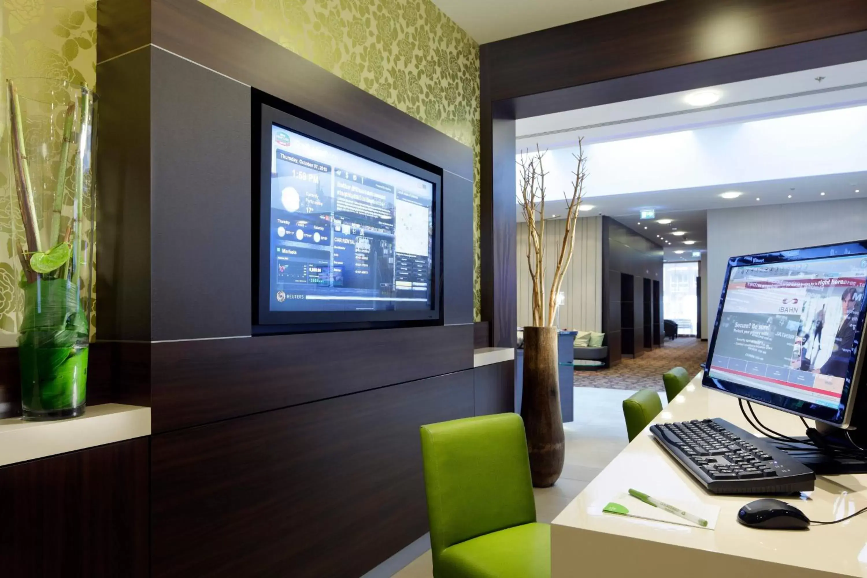 Other, TV/Entertainment Center in Courtyard by Marriott Bremen