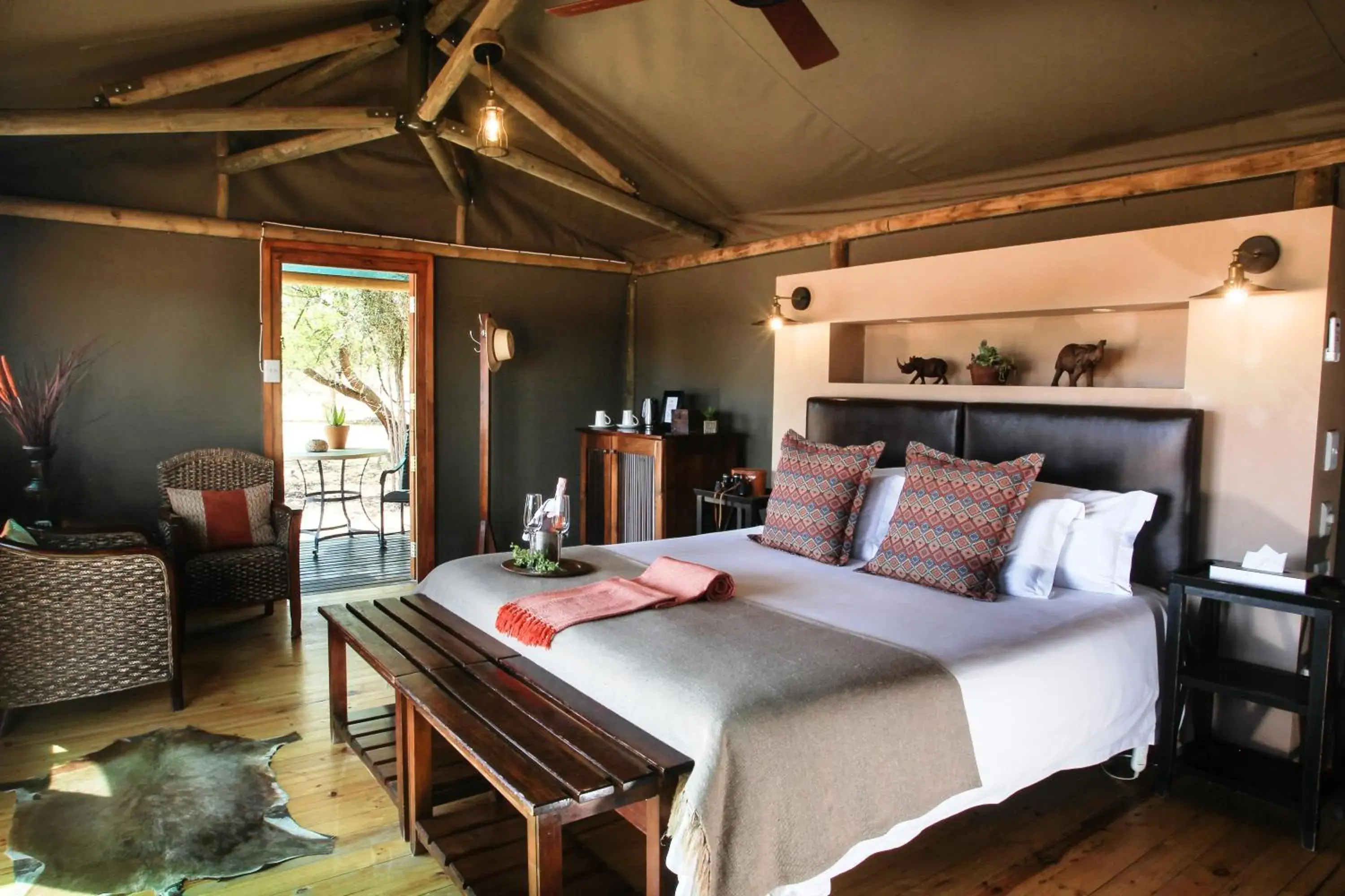 View (from property/room), Bed in Buffelsdrift Game Lodge