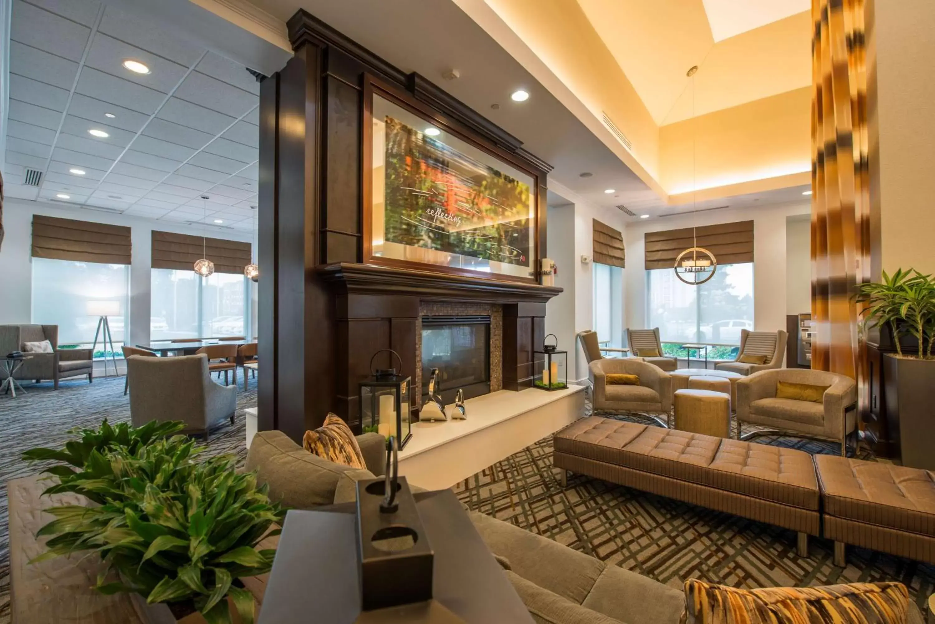 Lobby or reception, Seating Area in Hilton Garden Inn Atlanta Airport North