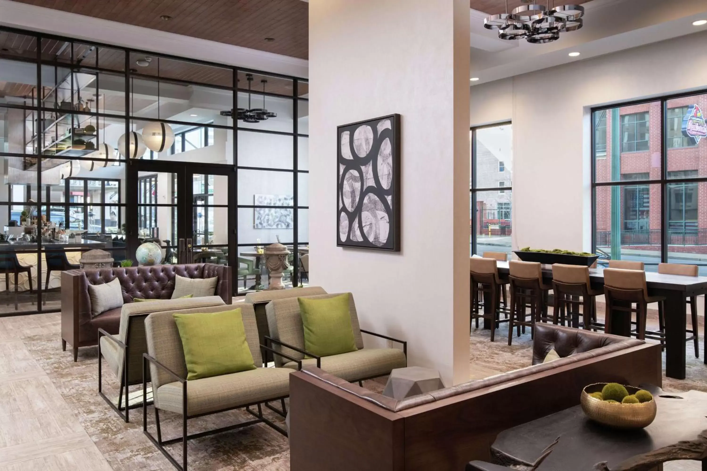 Lobby or reception, Lounge/Bar in Hilton Garden Inn Memphis Downtown Beale Street