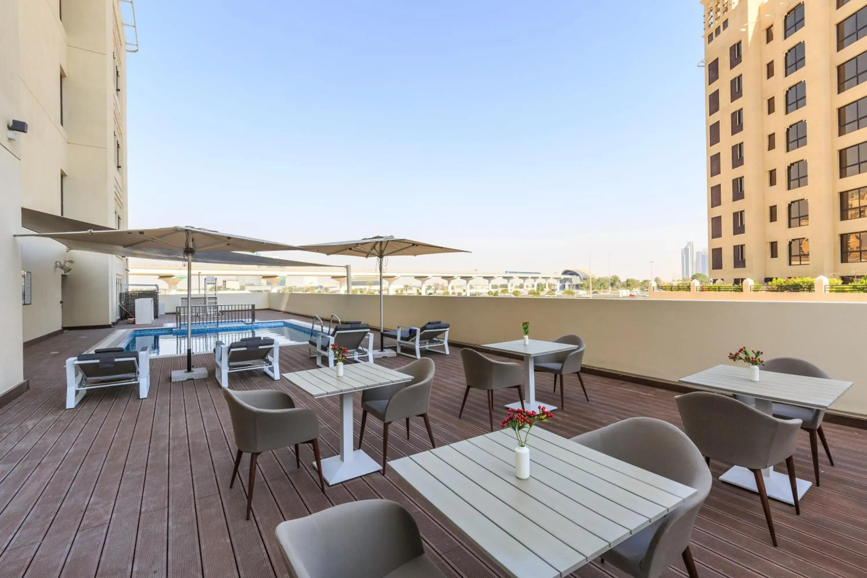 Swimming pool, Restaurant/Places to Eat in S19 Hotel-Al Jaddaf