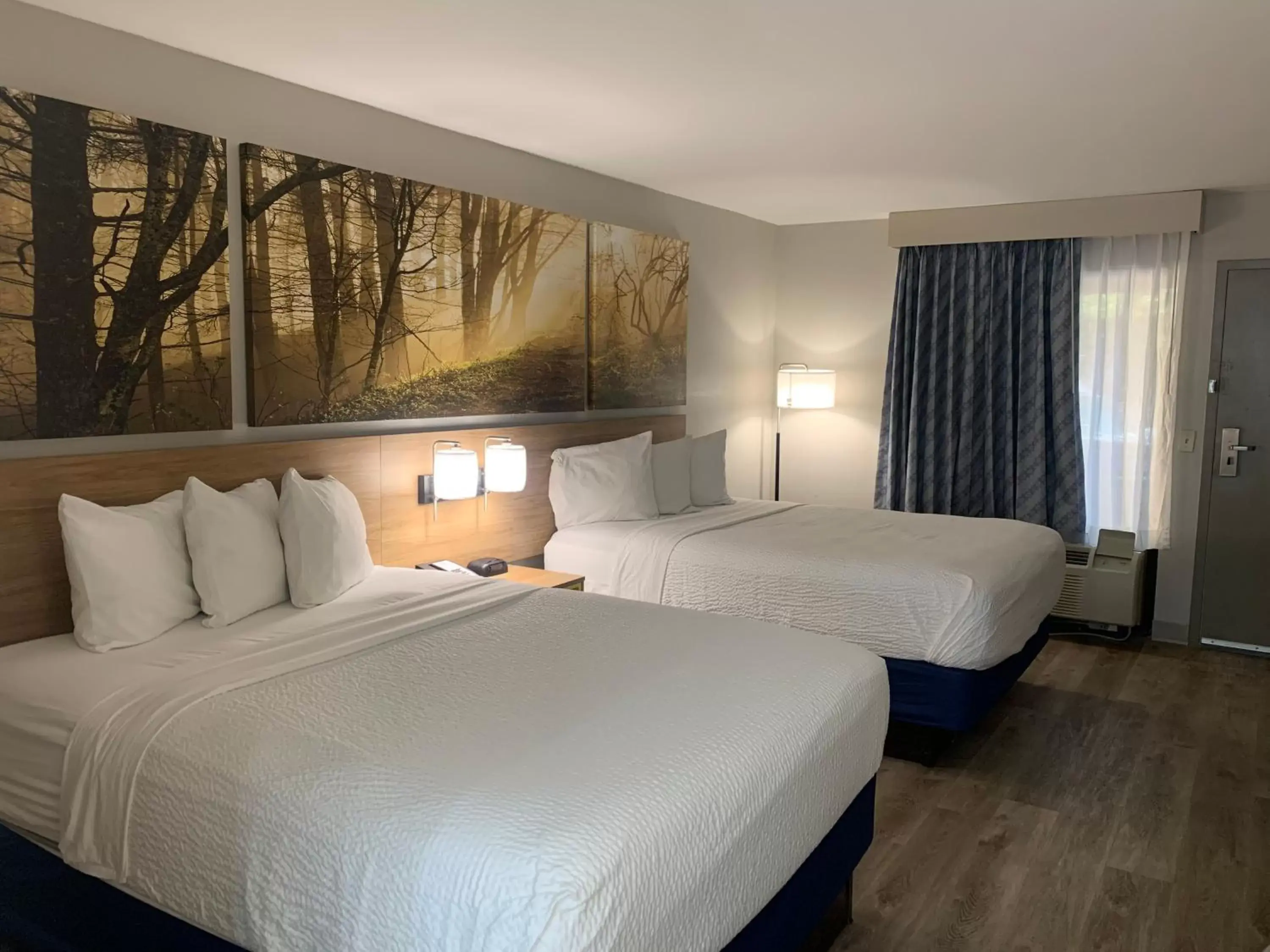 Property building, Bed in Days Inn by Wyndham Atlanta Stone Mountain