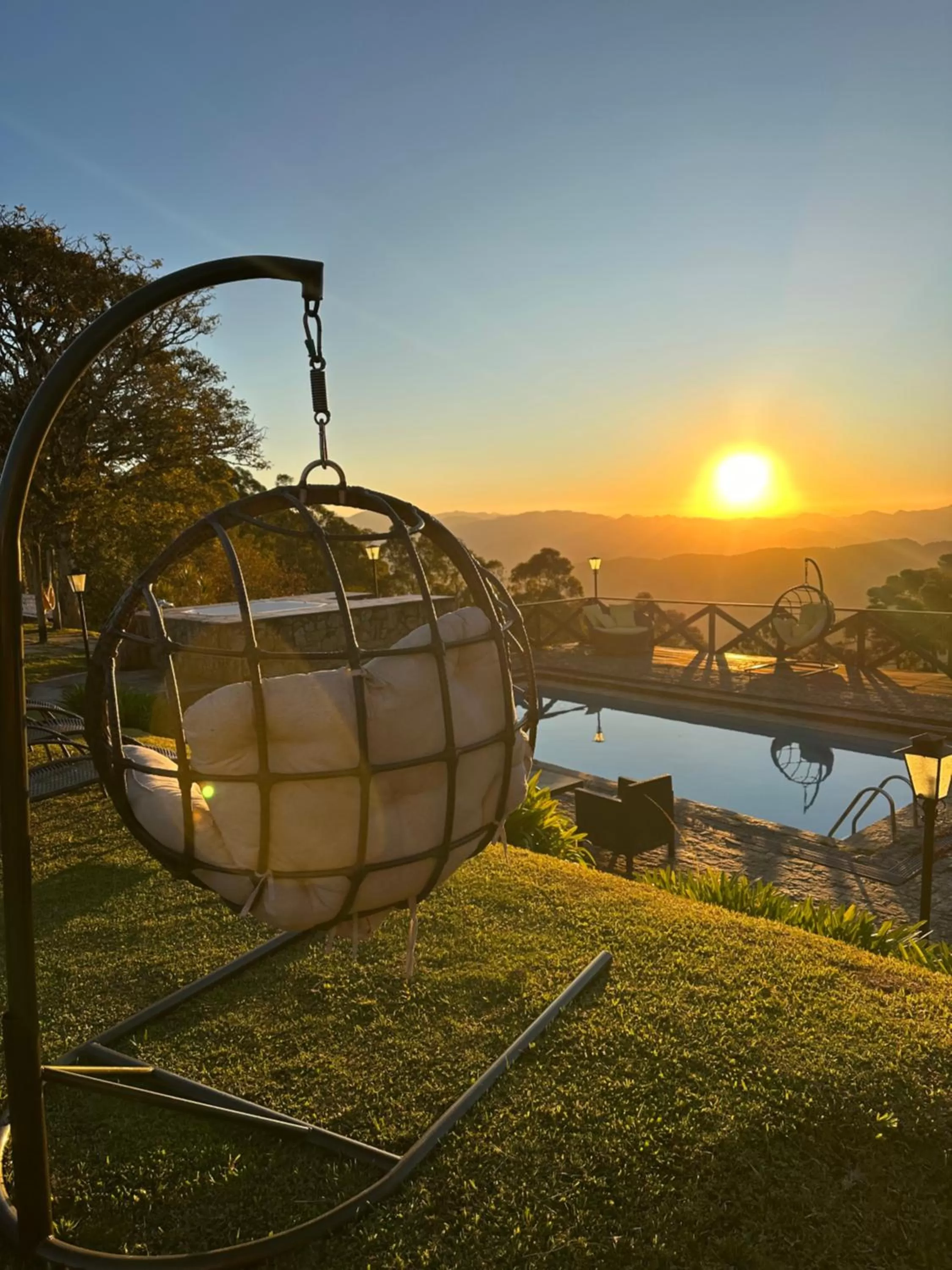 Pousada Village Por do Sol by Concavus