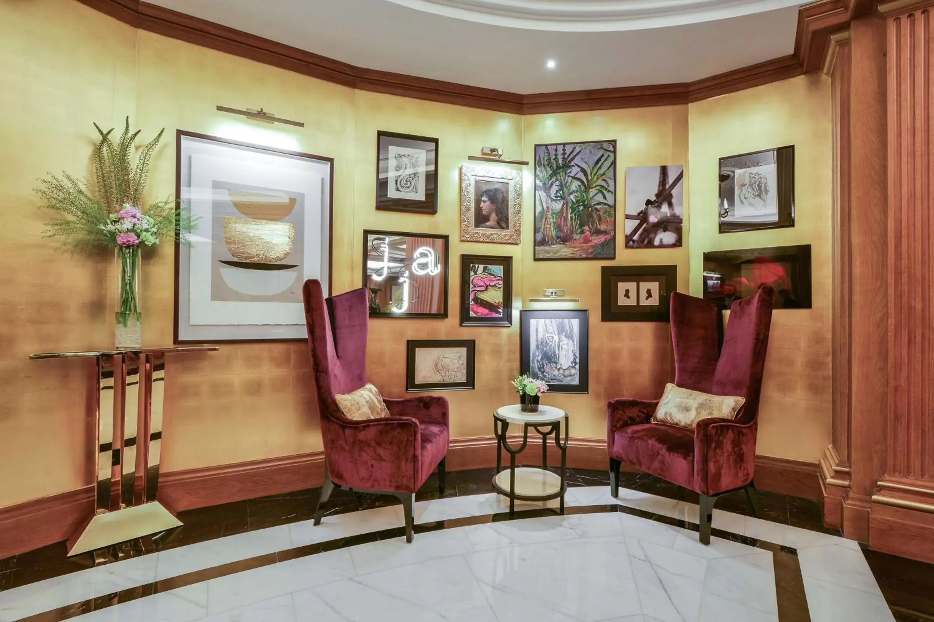 Lobby or reception, Lobby/Reception in Maison Astor Paris, Curio Collection by Hilton