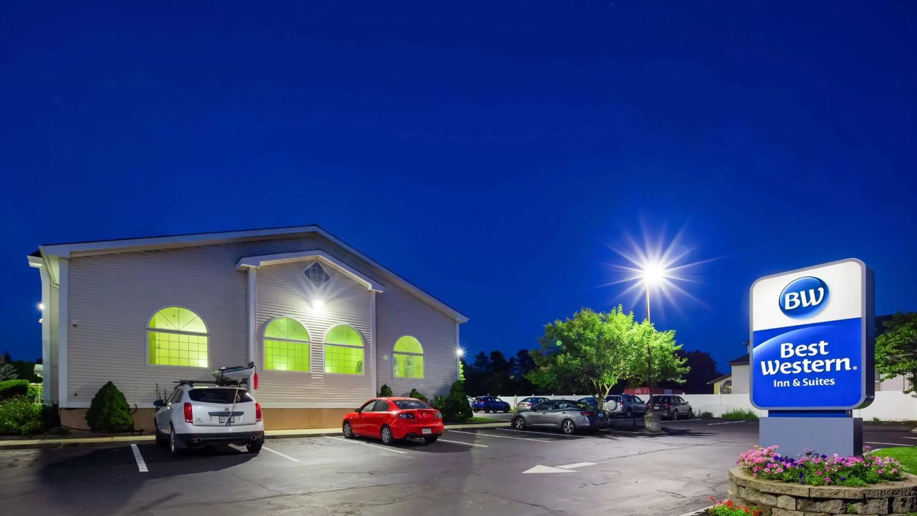 Property building in Best Western Concord Inn and Suites Property building in Best Western Concord Inn and Suites