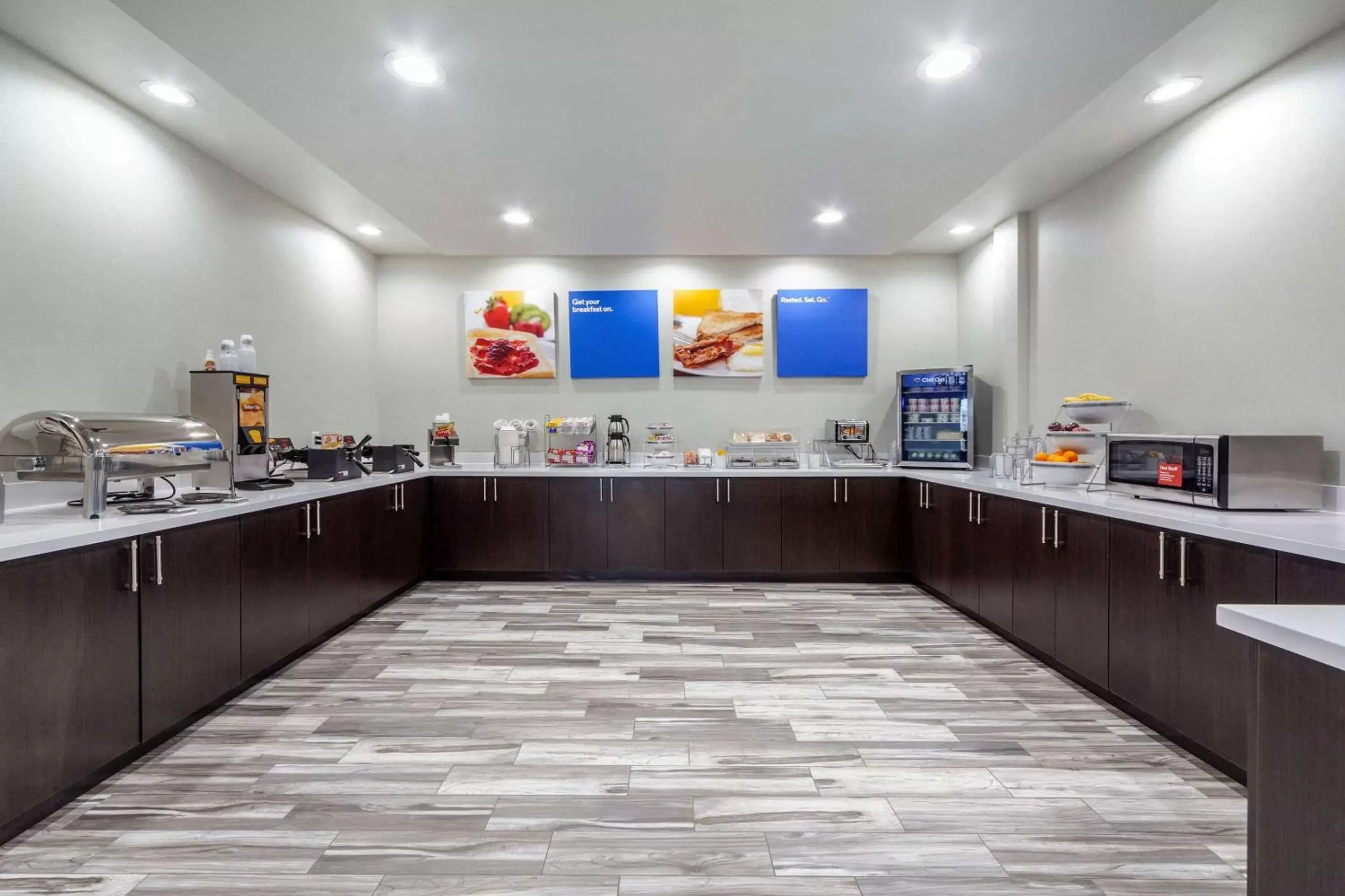 Restaurant/Places to Eat in Comfort Inn & Suites Oklahoma City
