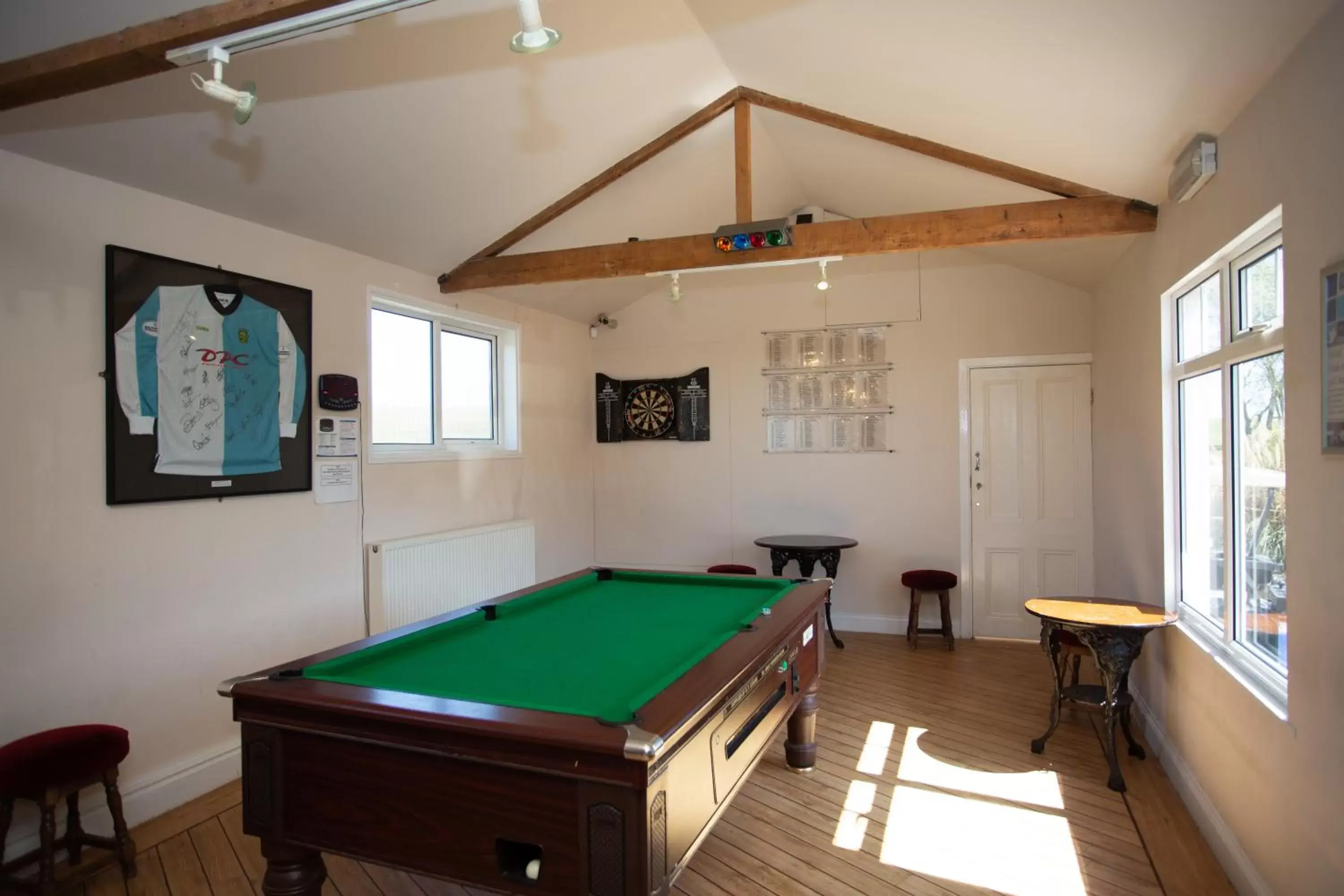 Lounge or bar, Billiards in Links Country Park Hotel