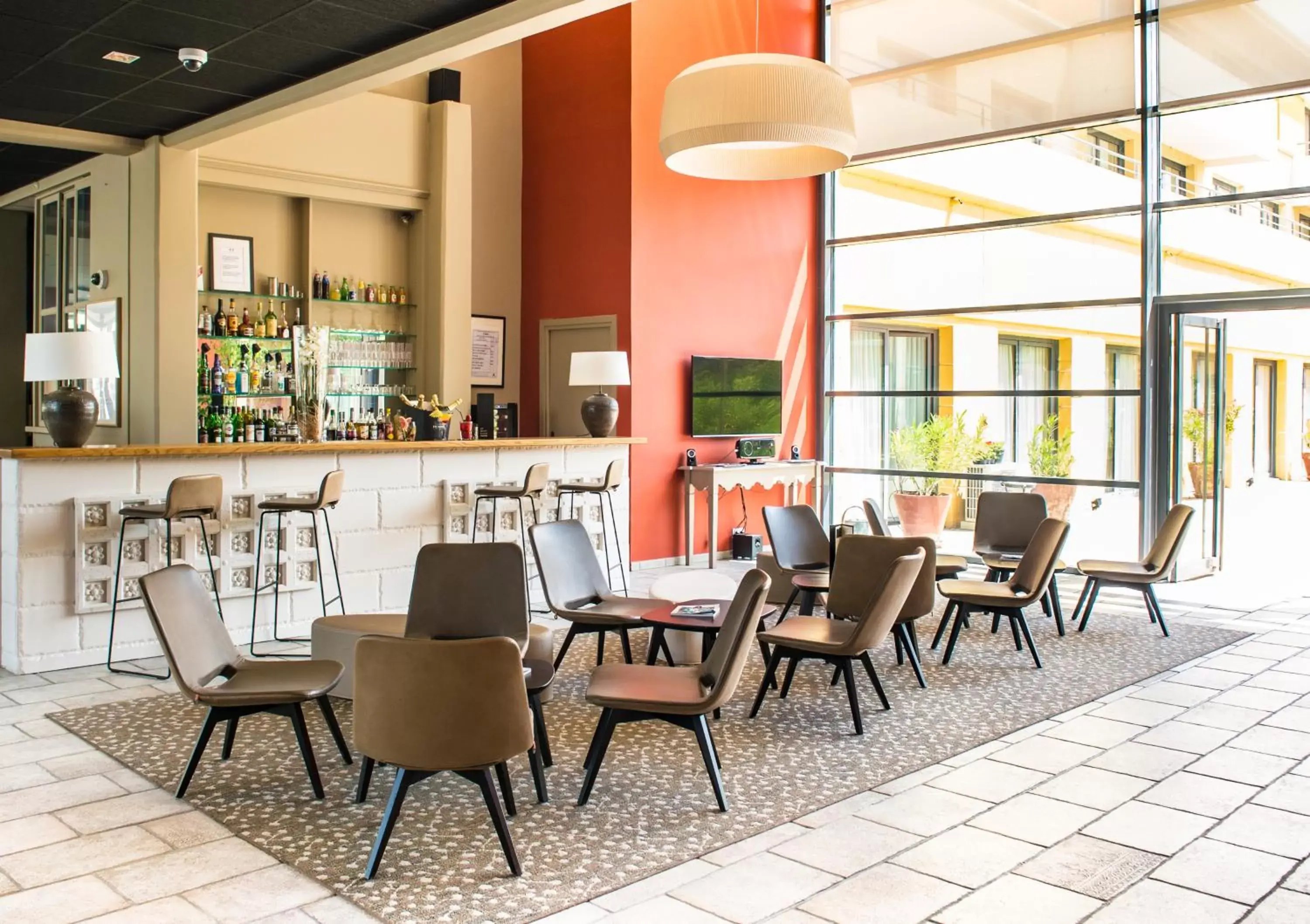 Lounge or bar in Avignon Grand Hotel