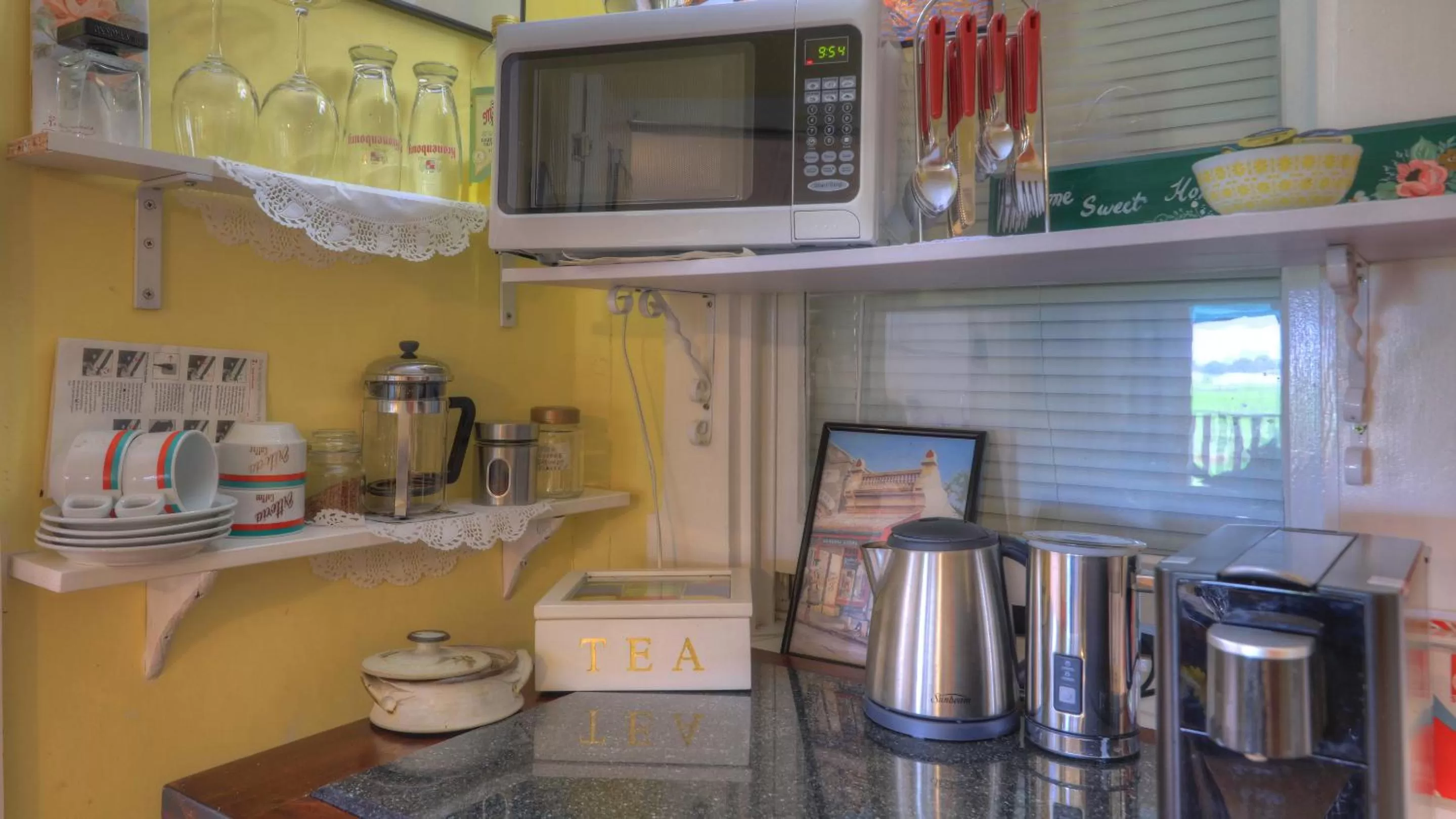 Coffee/tea facilities in Andavine House - Bed & Breakfast