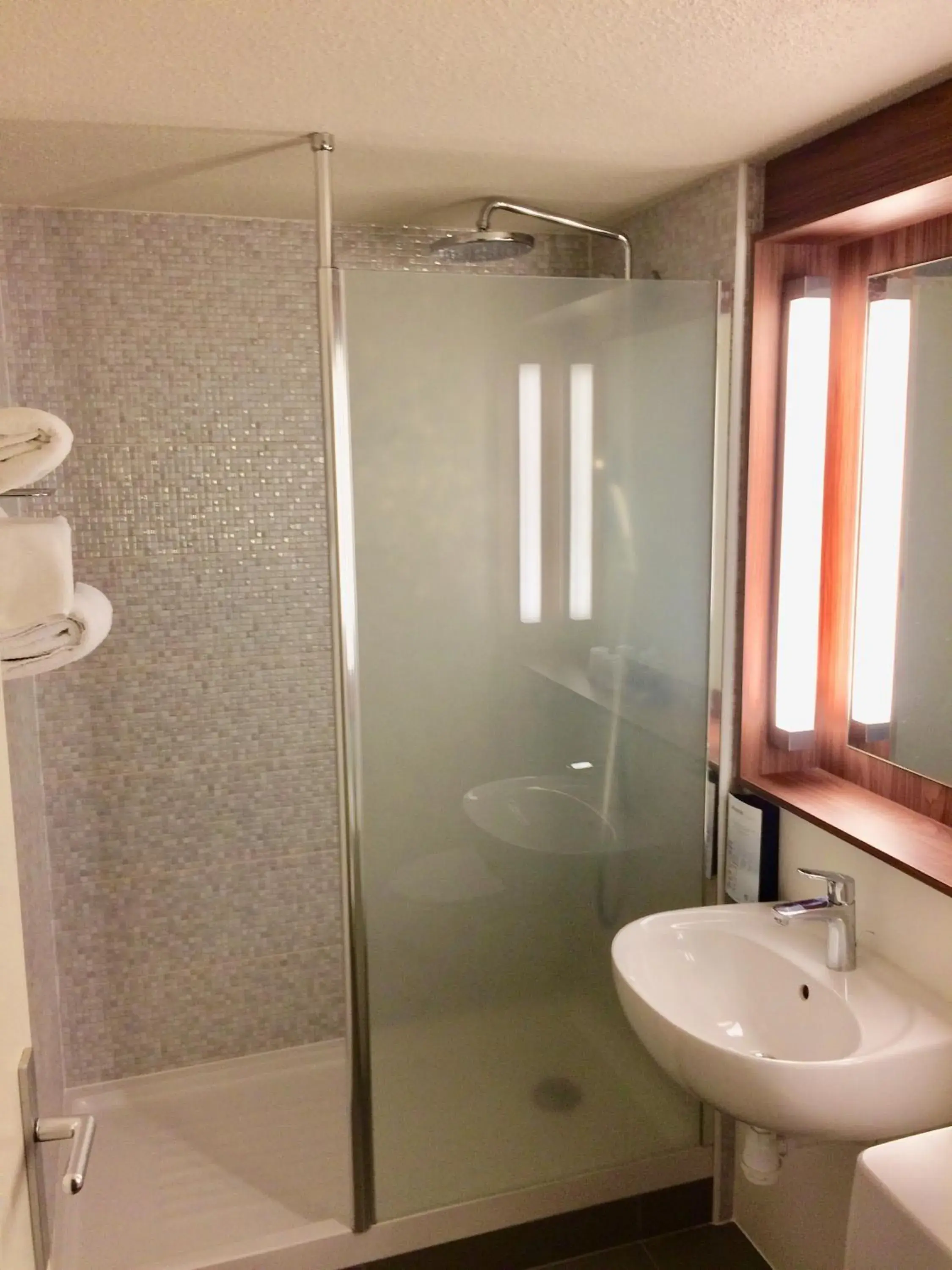Shower, Bathroom in Campanile Plaisir