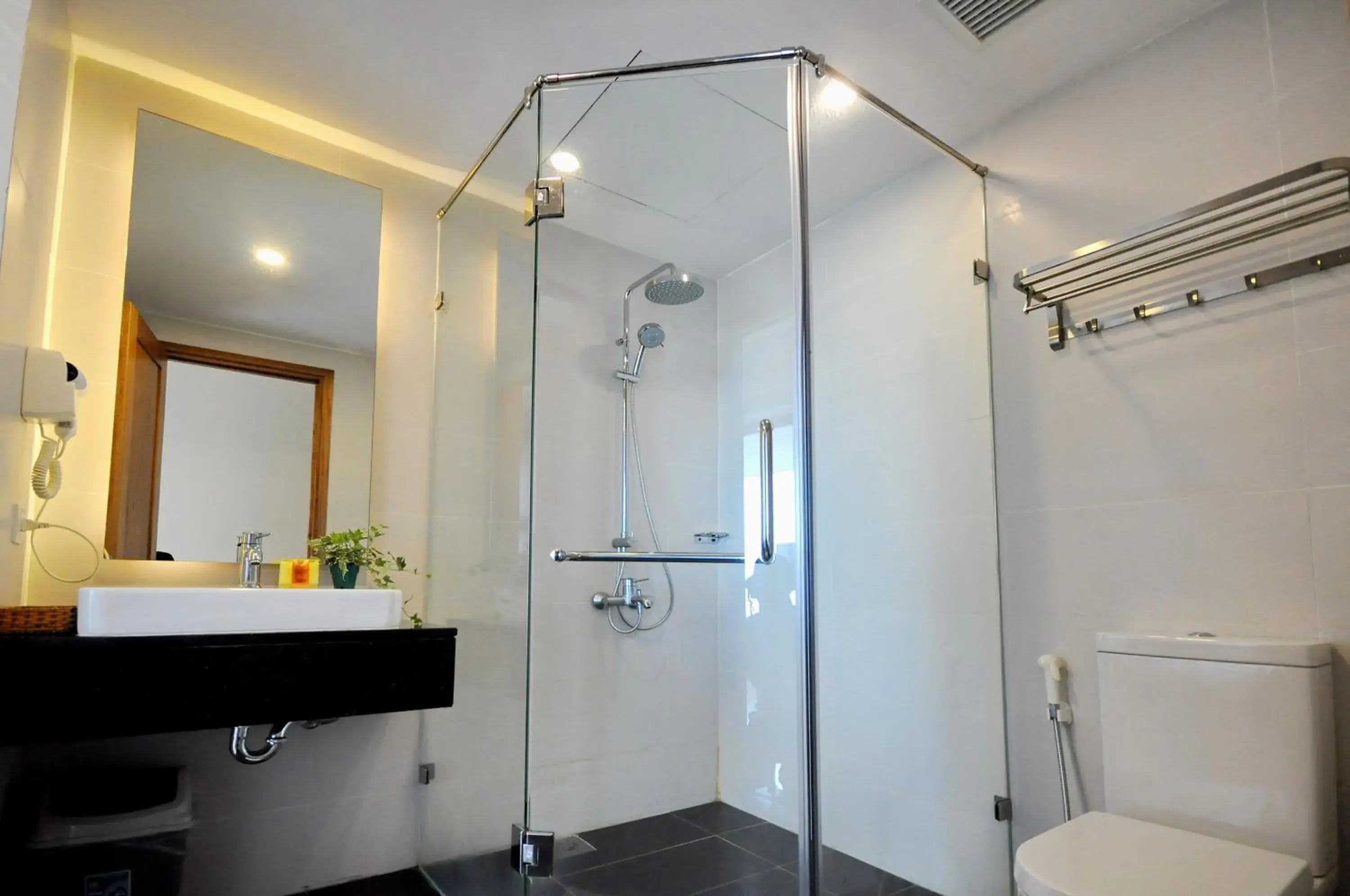 Bathroom in Holi Beach Hotel & Apartments