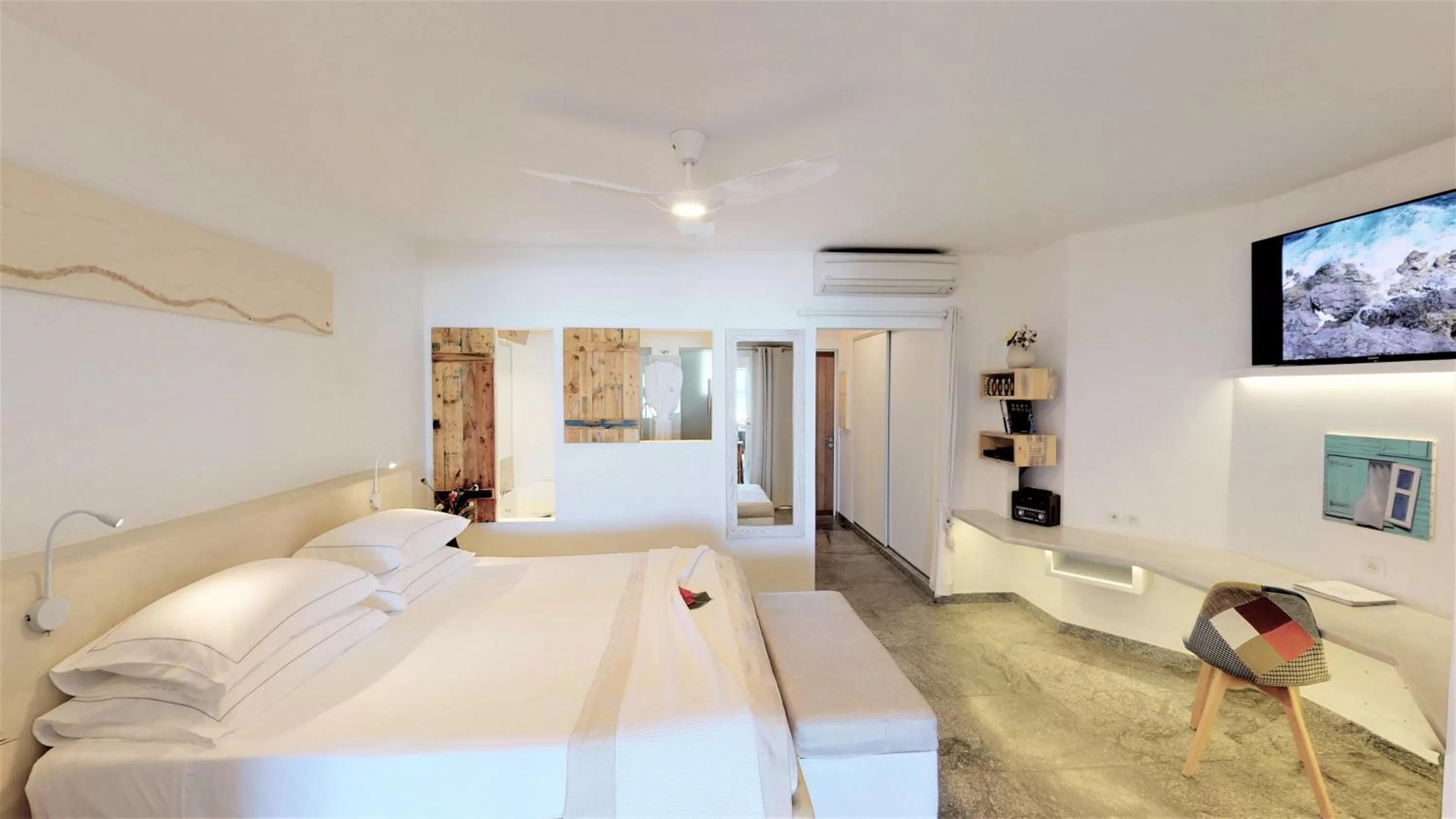 Bed in Hotel Les Ondines Sur La Plage