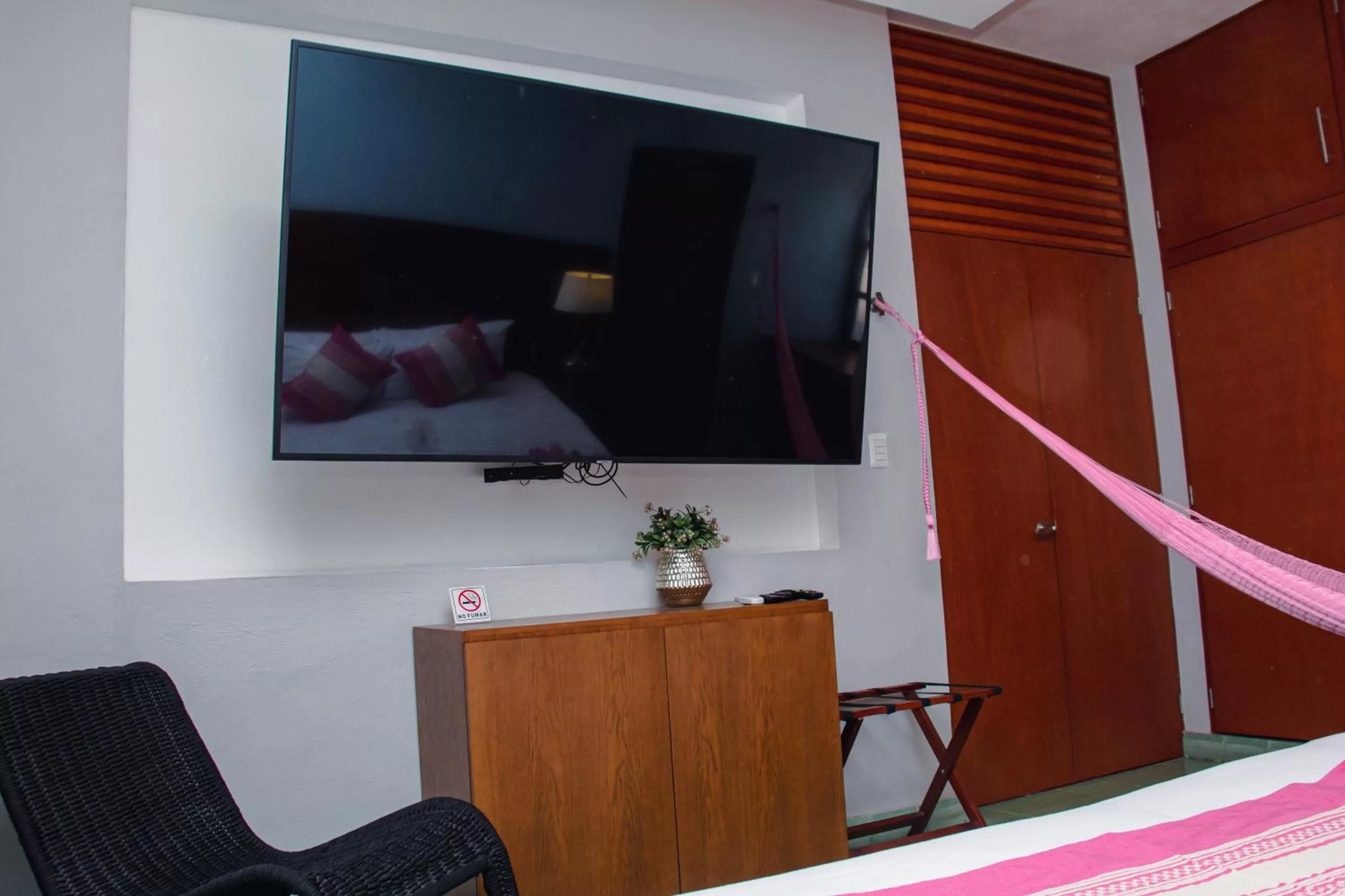 TV and multimedia, Bed in Hotel Marionetas