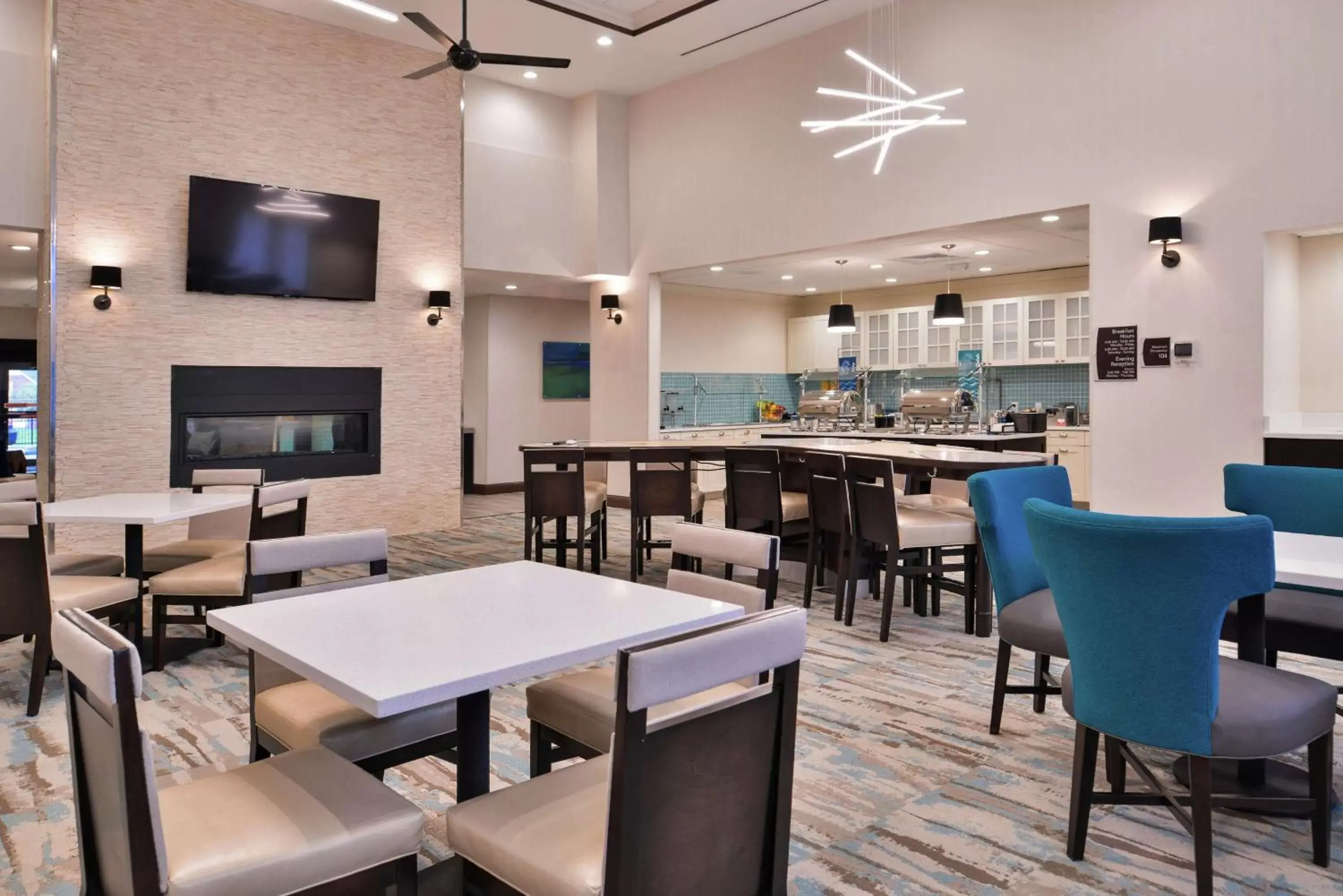 Dining area, Restaurant/Places to Eat in Homewood Suites By Hilton Des Moines Airport