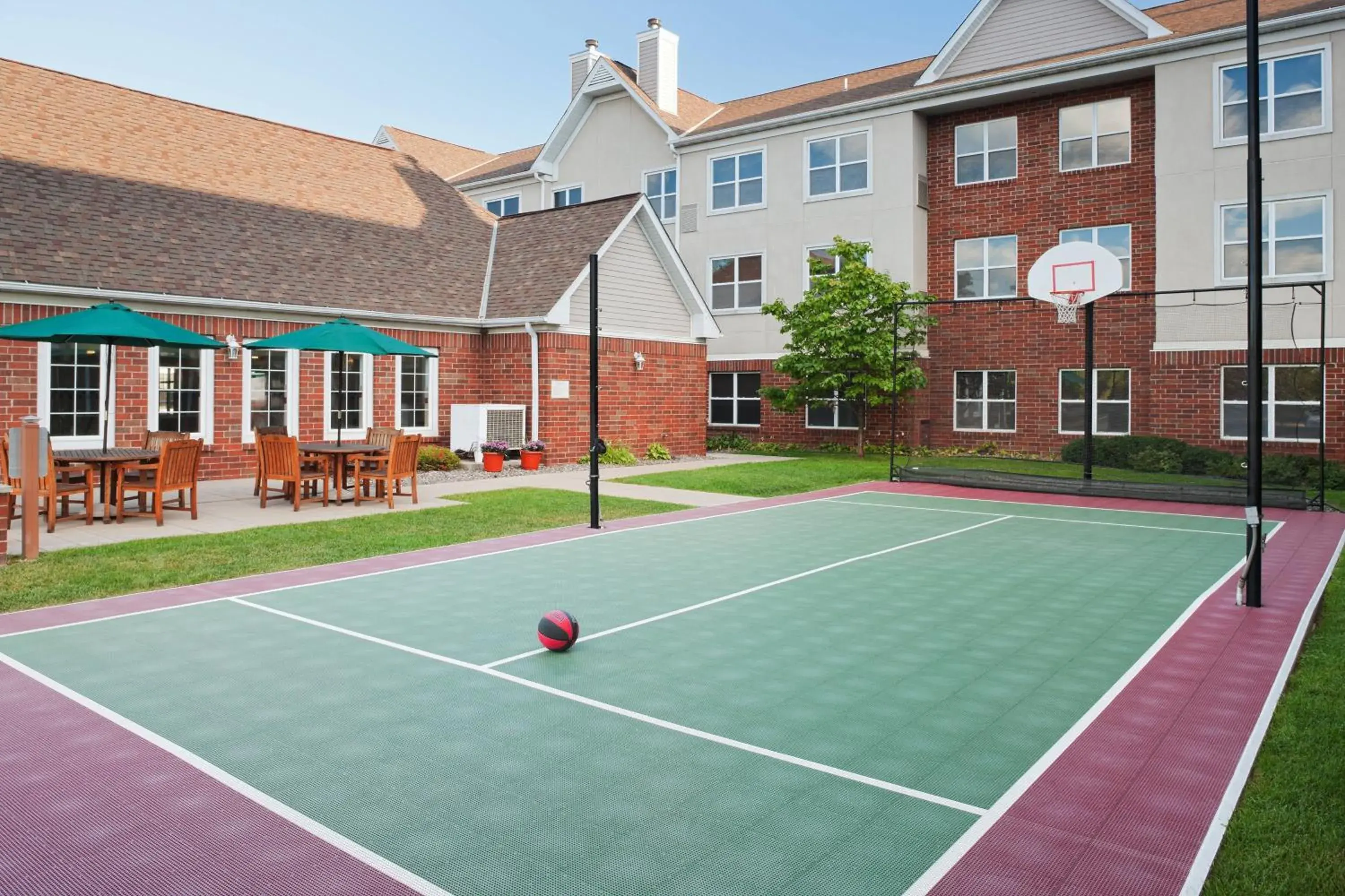 Area and facilities, Tennis/Squash in Residence Inn Minneapolis St. Paul/Roseville