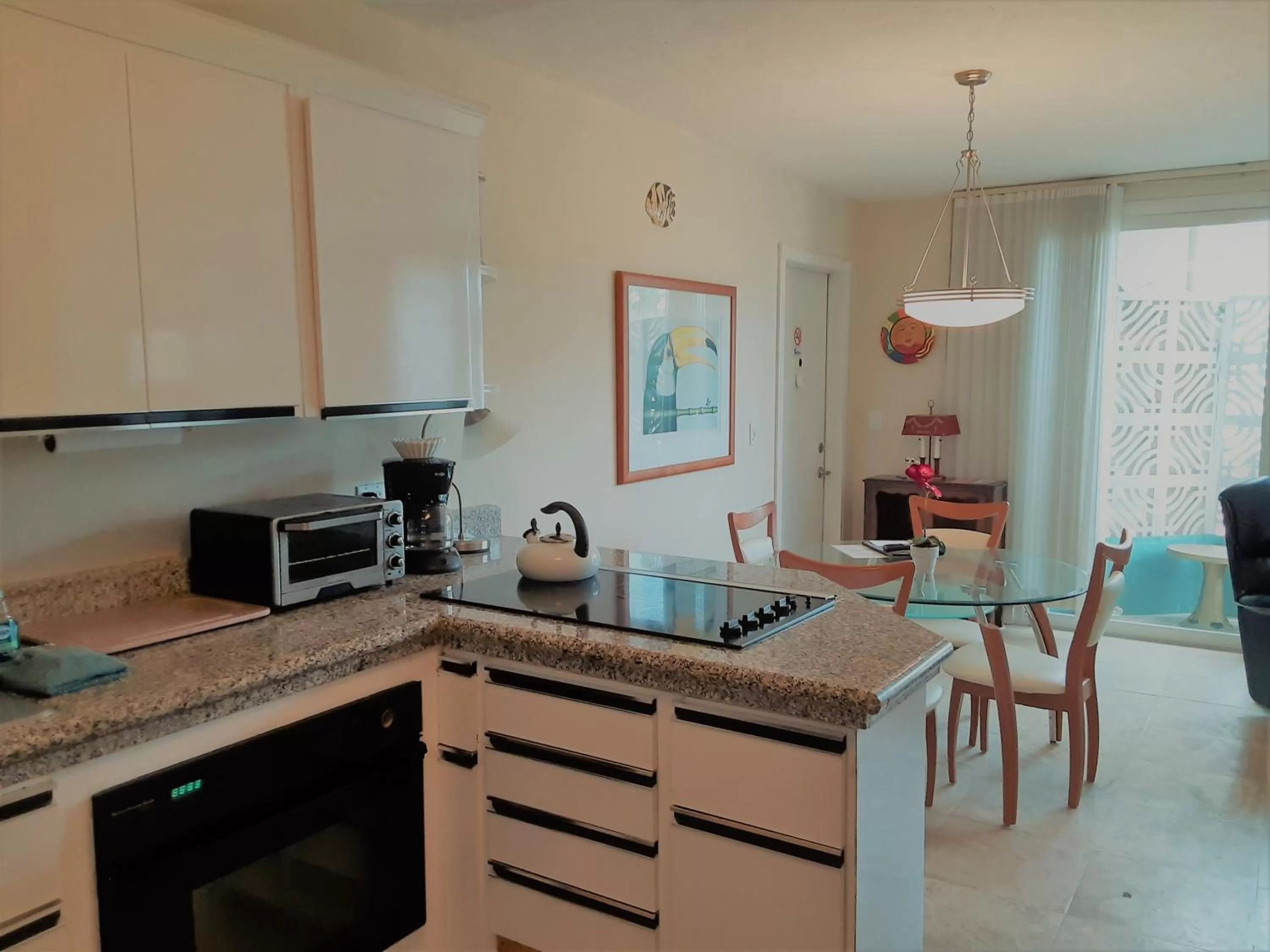 Kitchen or kitchenette in Manhattan Tower Apartment Hotel