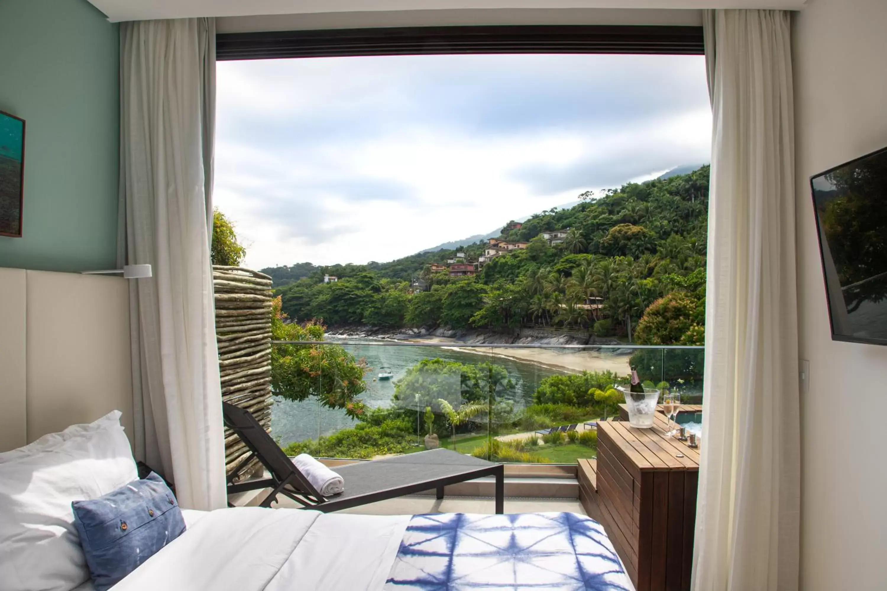 View (from property/room), Mountain View in Wyndham Ilhabela Casa Di Sirena