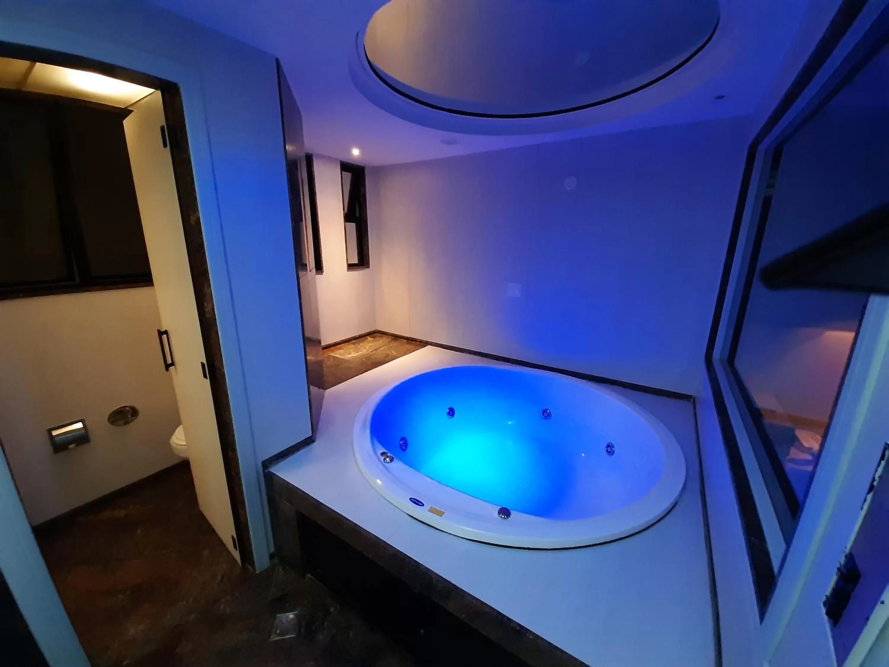 Bath in BAMBINA HOTEL -Adultos Somente