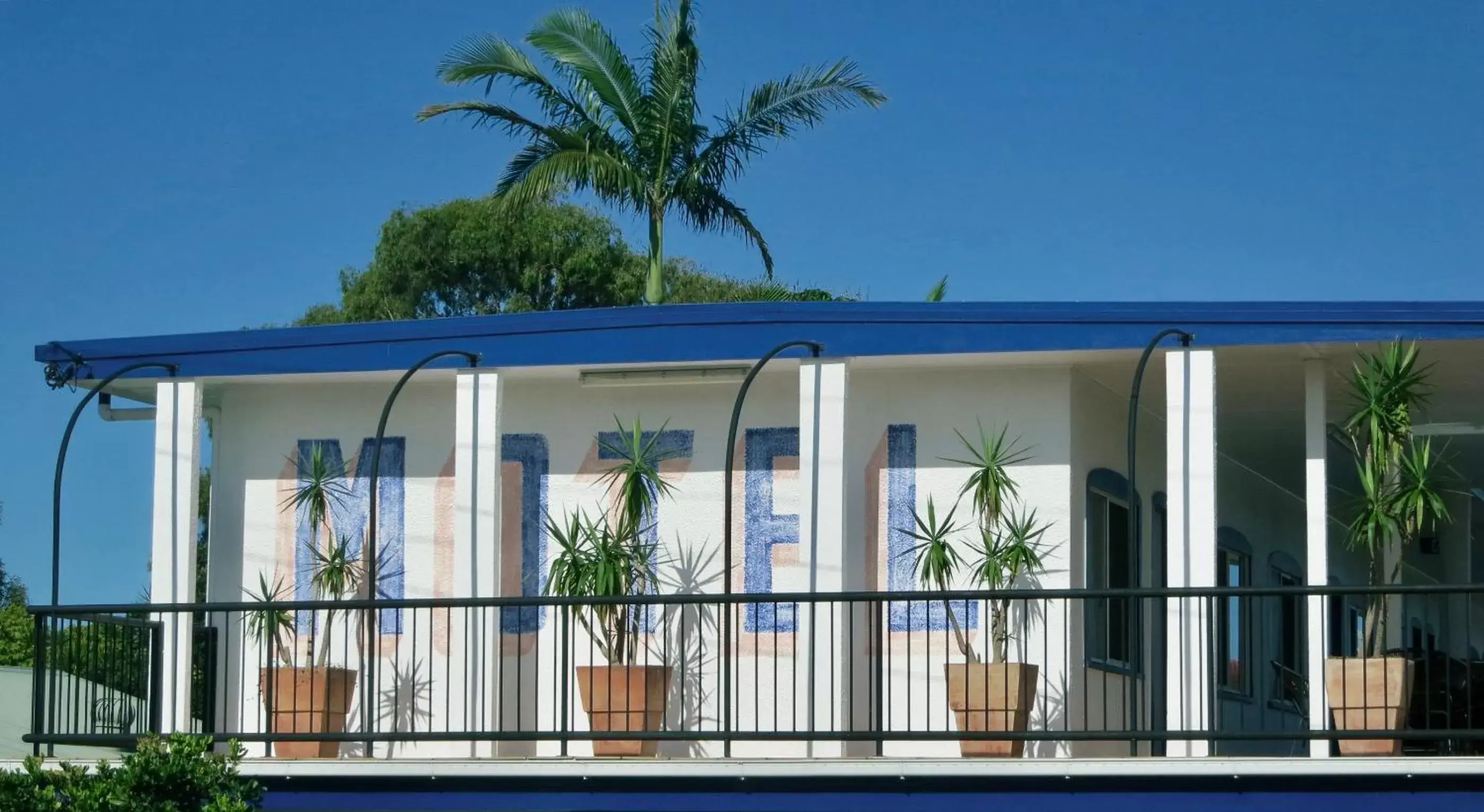 Facade/entrance in The Sails Motel Brunswick Heads