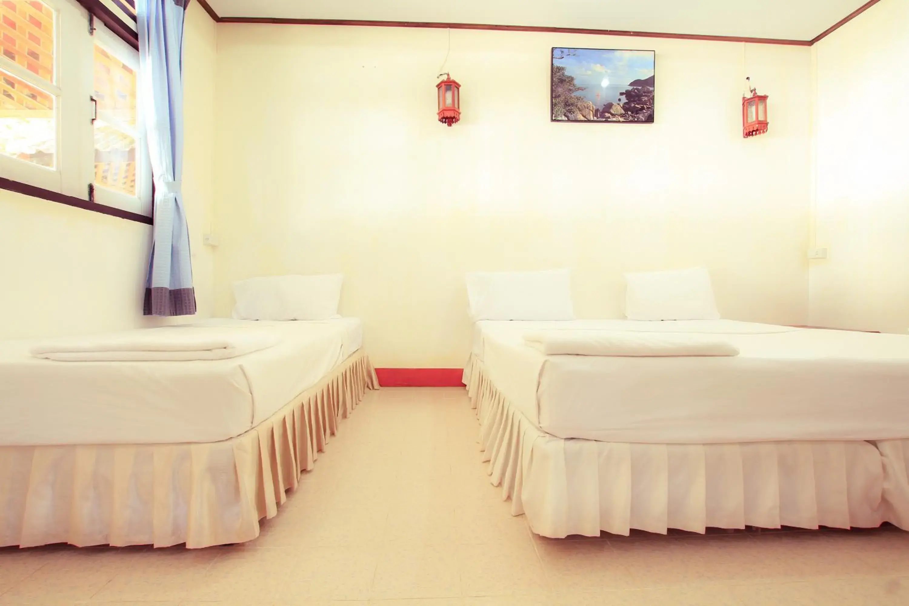 Bed in Marine Chaweng Beach Resort