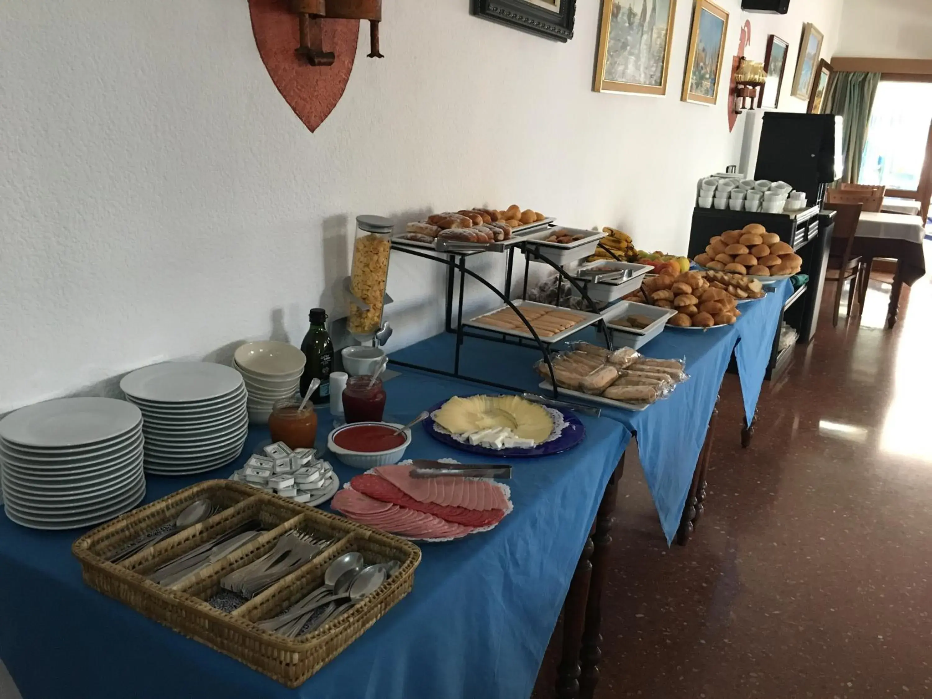 Buffet breakfast, Breakfast in Hotel Blasón Junior