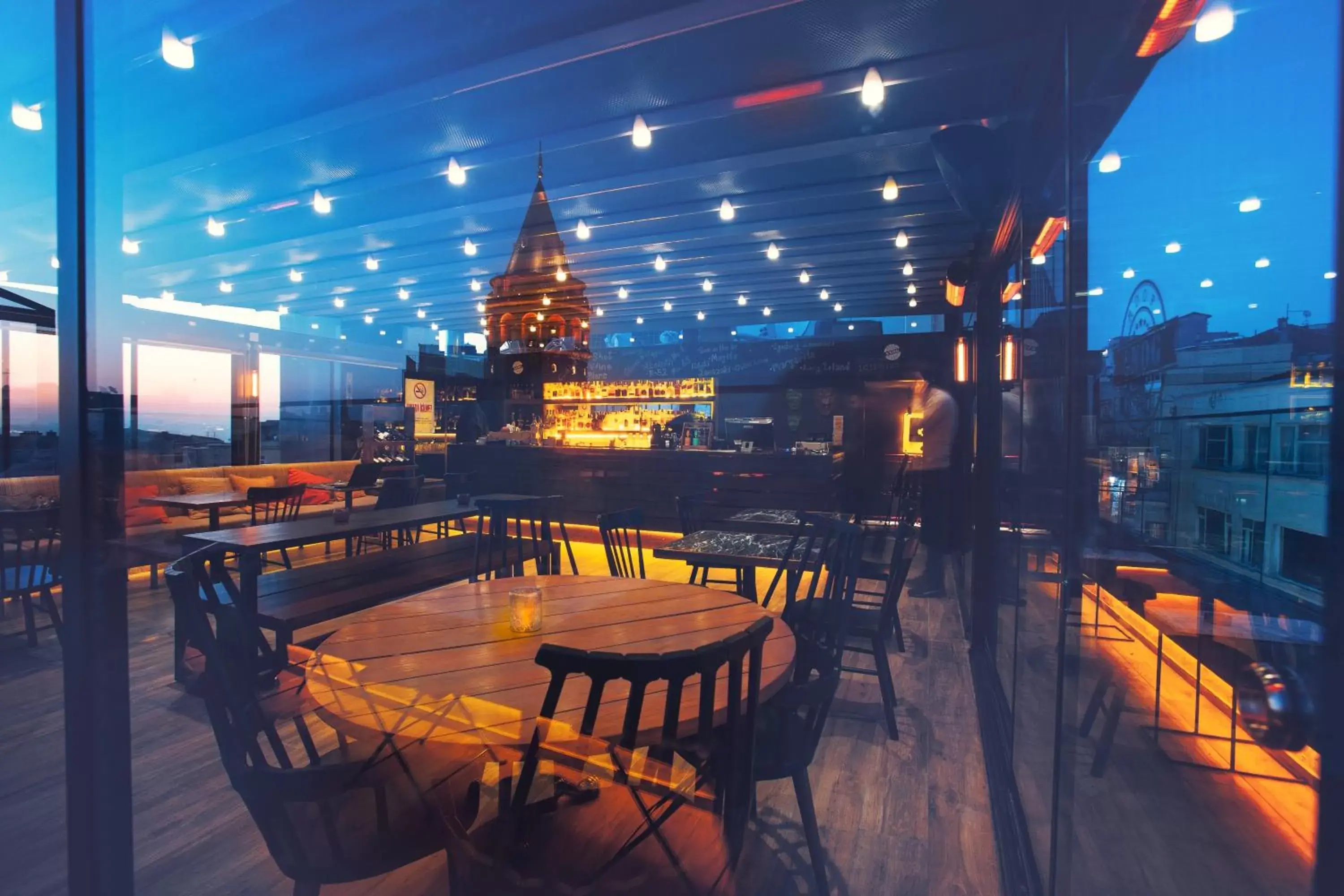 Restaurant/Places to Eat in Duo Galata Hotel