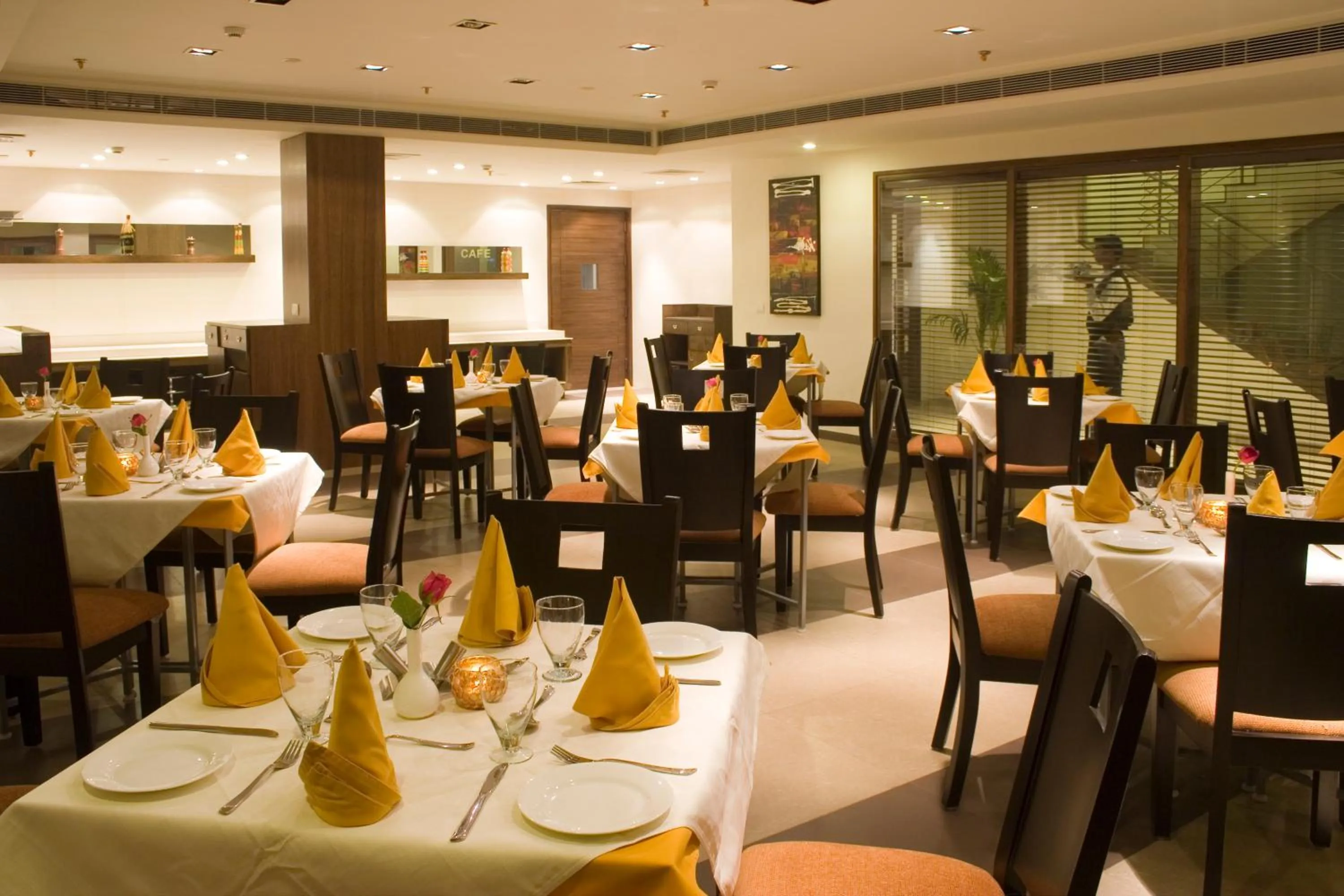 Restaurant/places to eat in Shervani Nehru Place