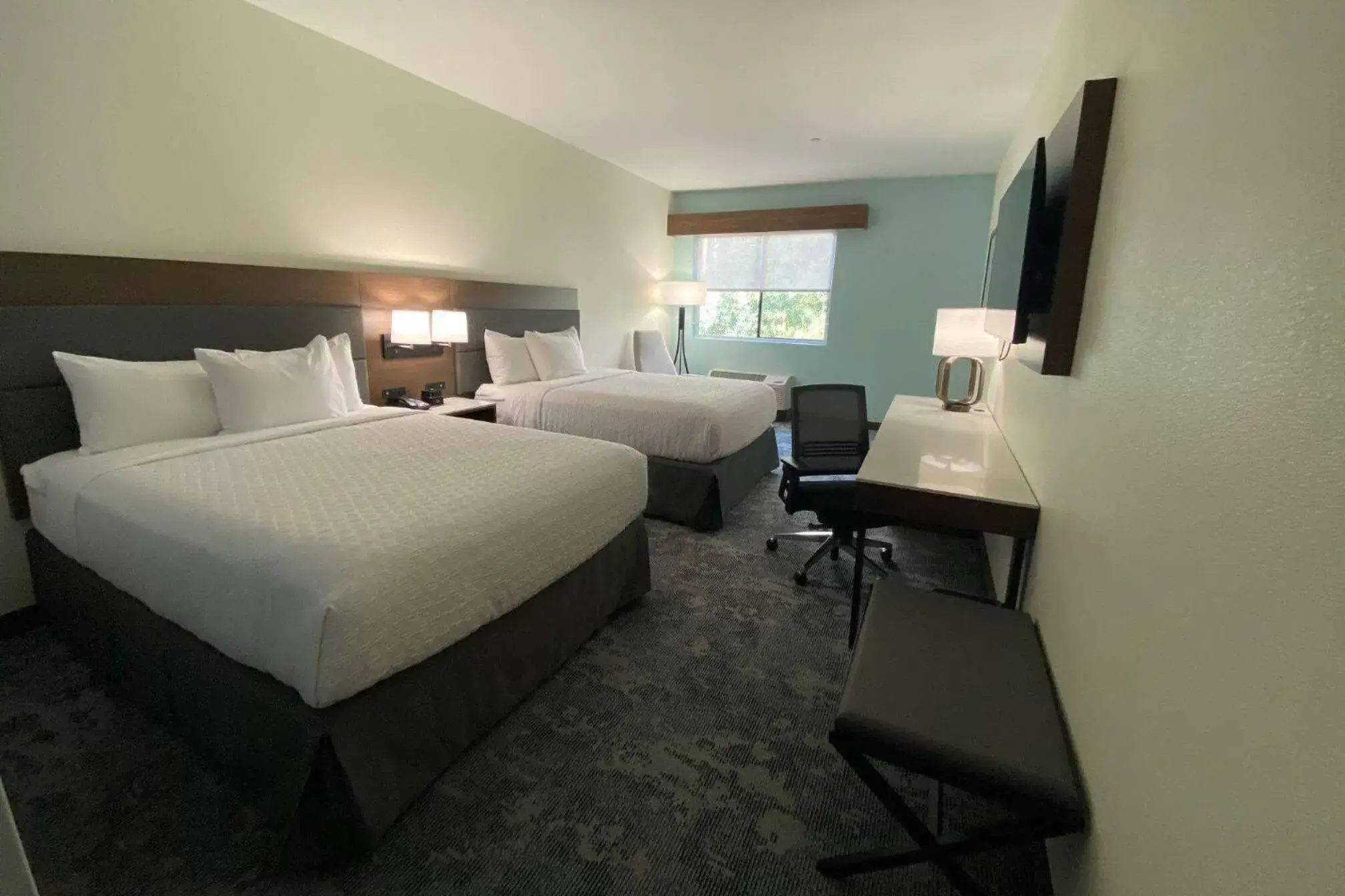Queen Room with Two Queen Beds - Non-Smoking in La Quinta Inn & Suites by Wyndham Santa Cruz