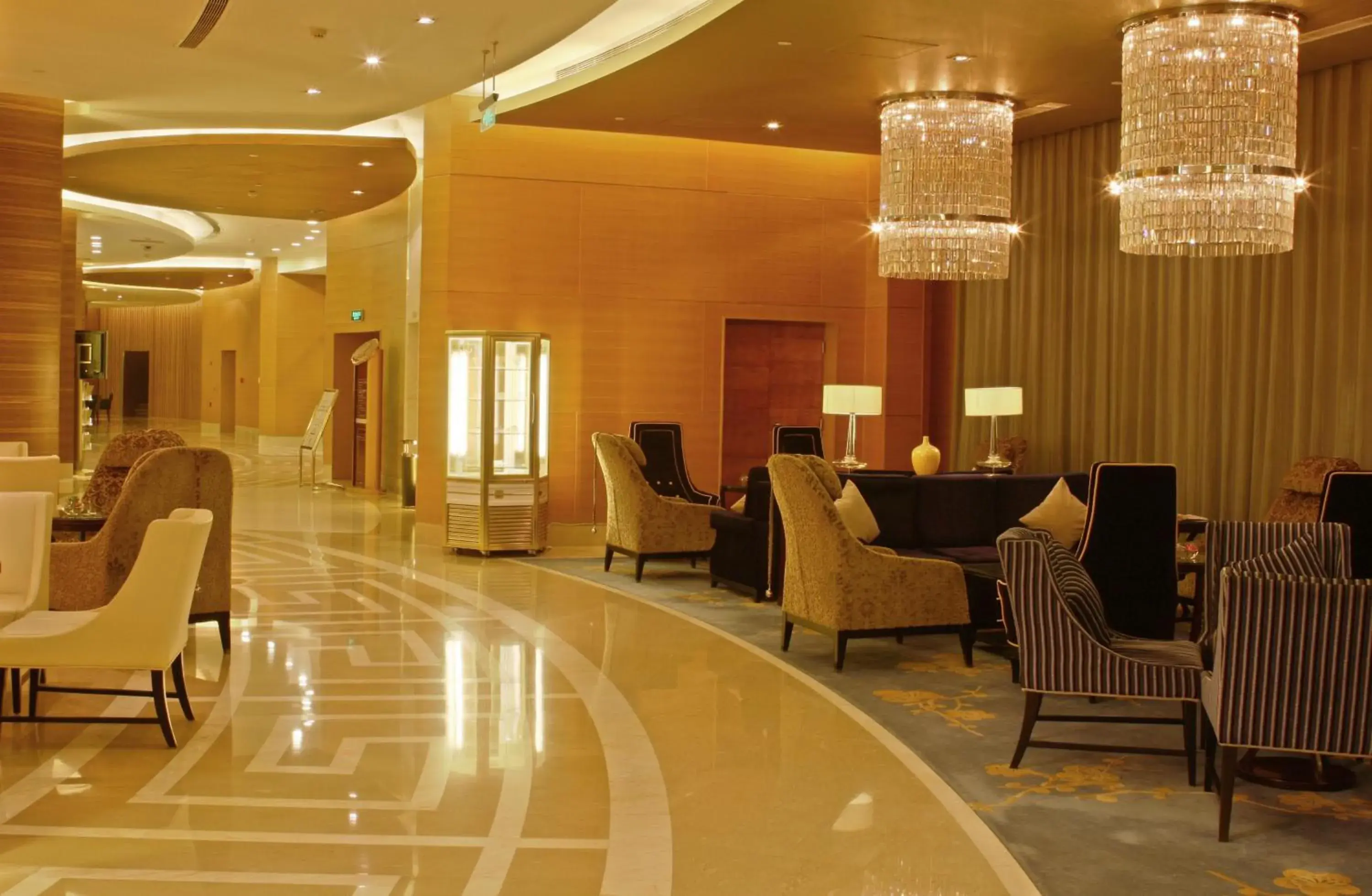 Lounge or bar, Lobby/Reception in Wenjin Hotel, Beijing