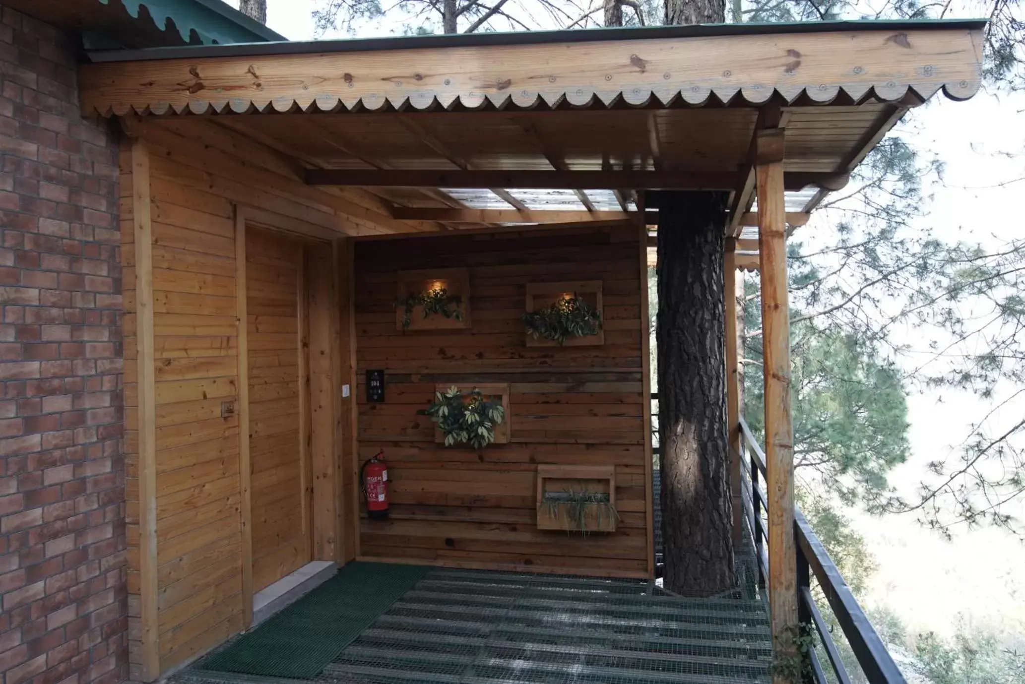 Bedroom in Kasauli Hills Resort