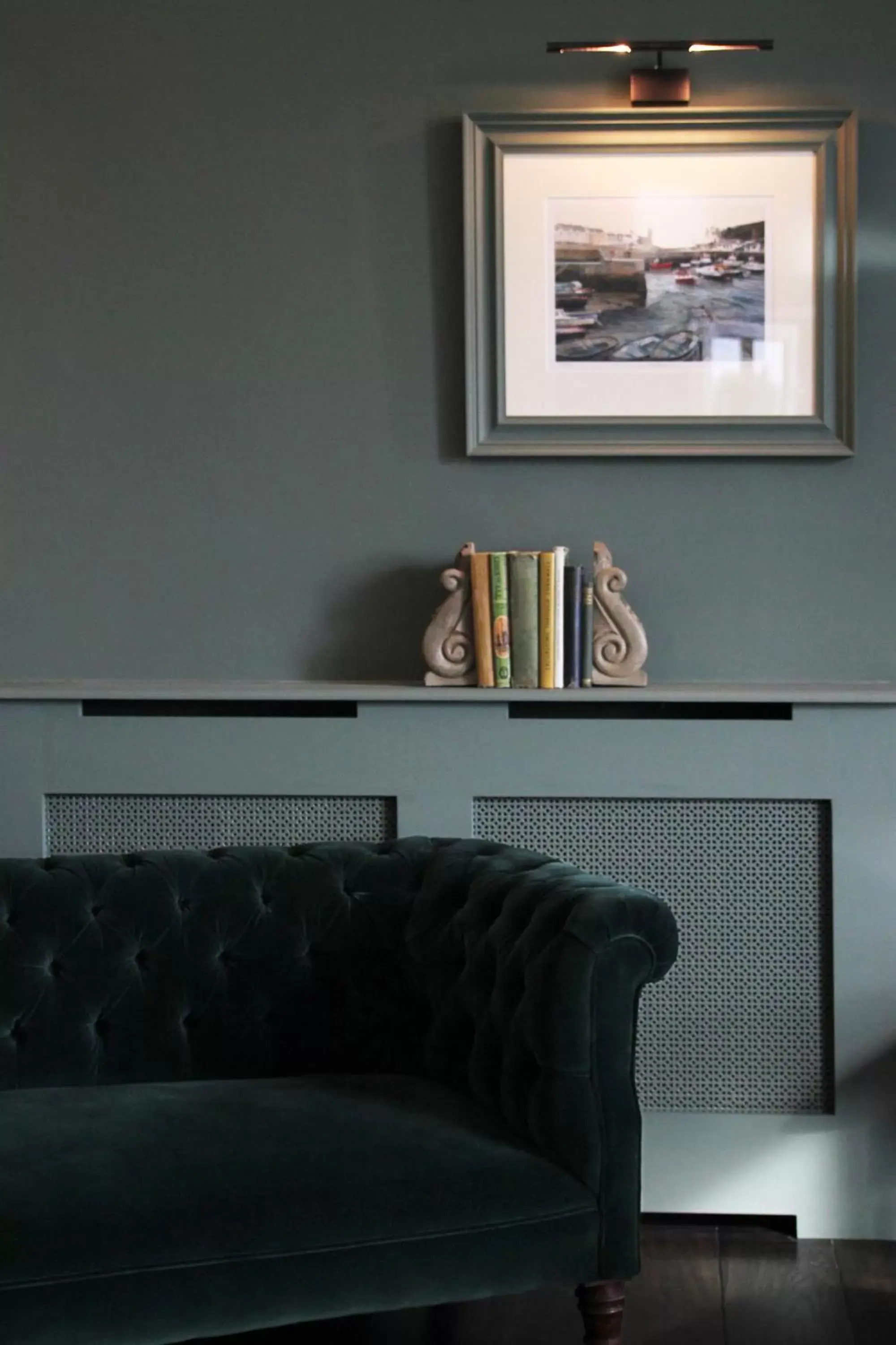 Library, Seating Area in Merchants Manor Spa